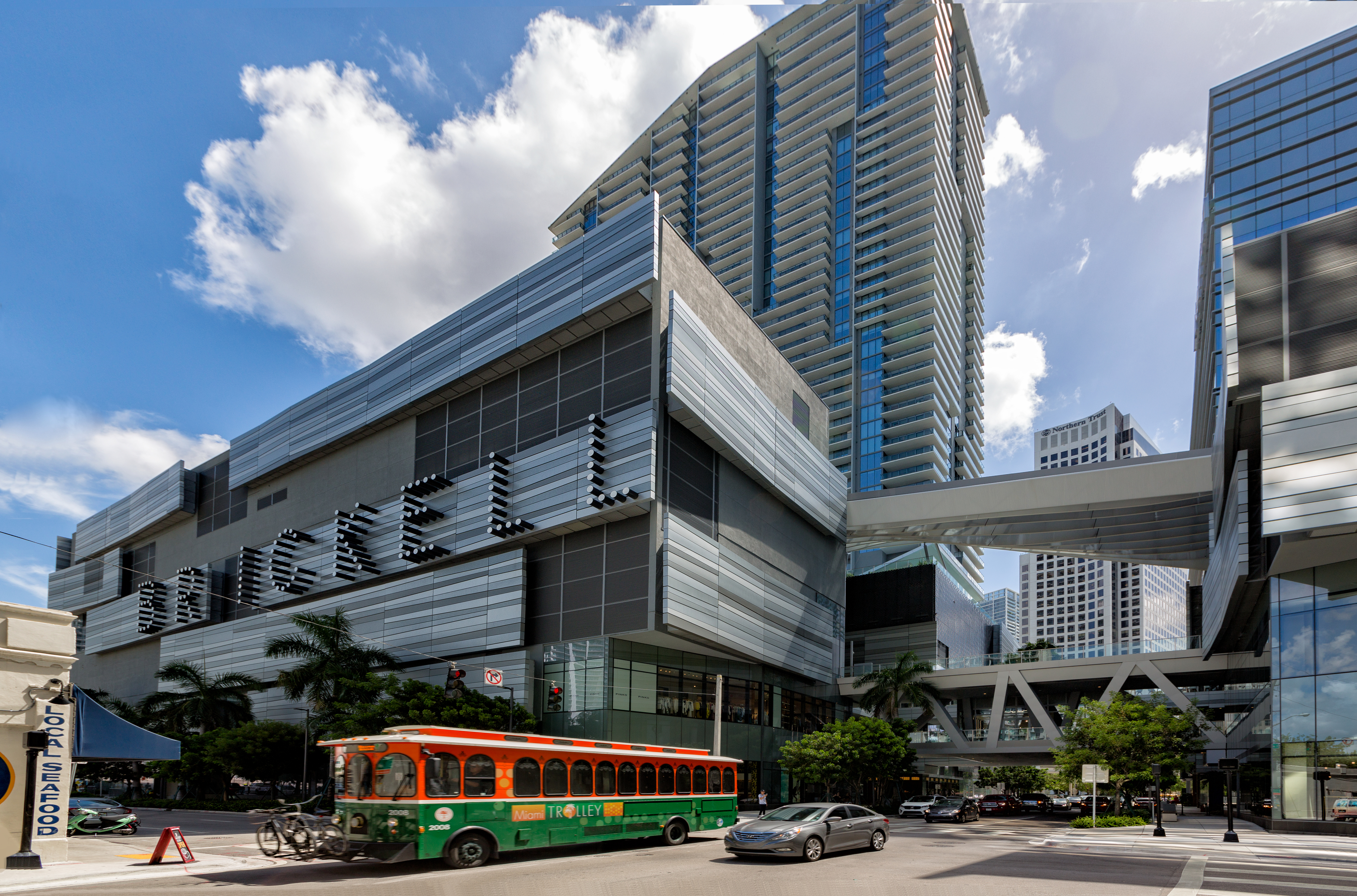 Brickell City Center en el renovado downtown. (Foto: Rolando Diaz/The New York Times)