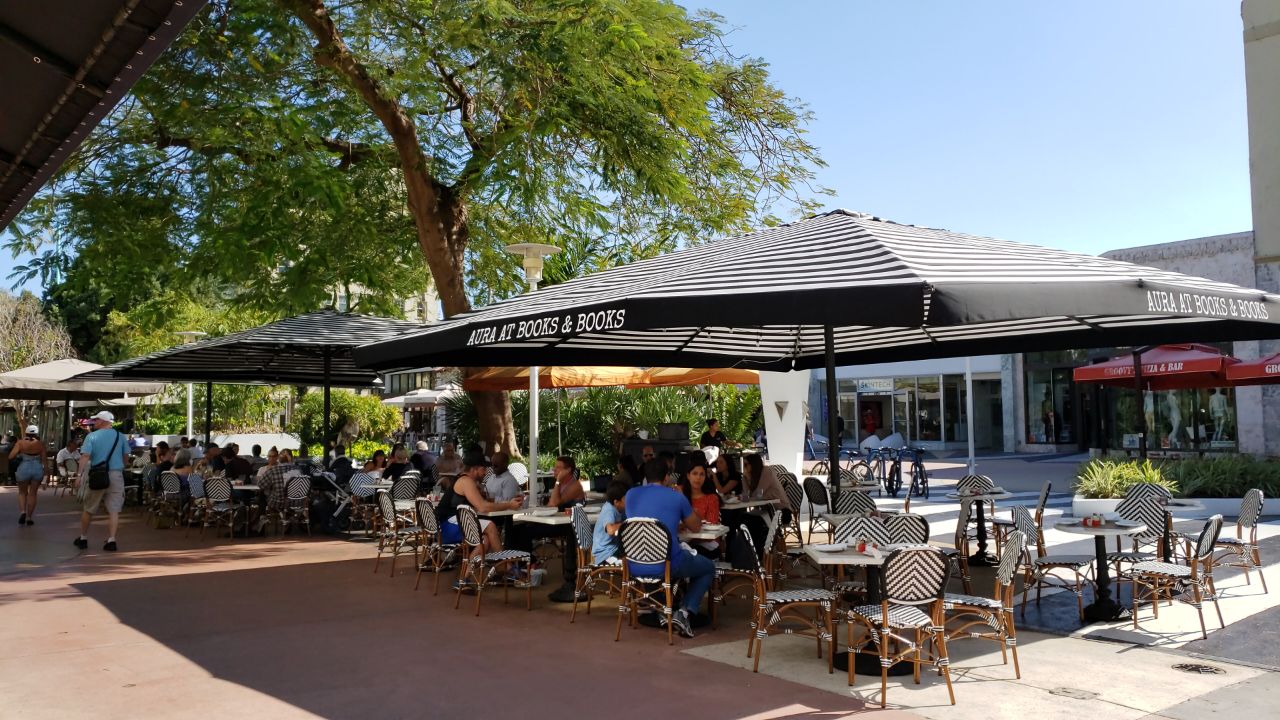 Books & Books en Lincoln Road (Foto: Opy Morales)