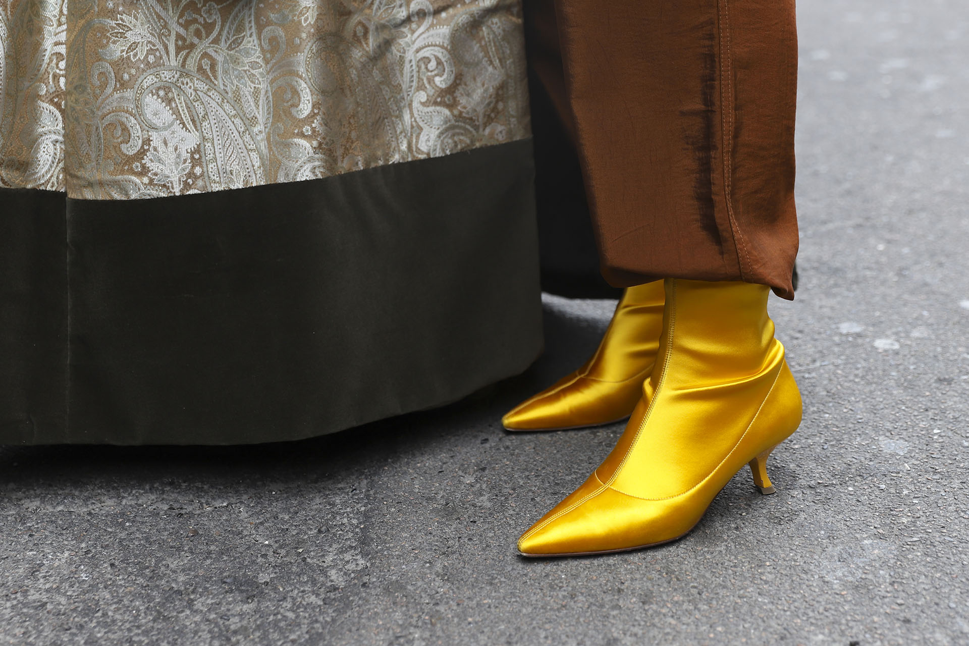 Las botas medias en forma de punta vuelven a escena