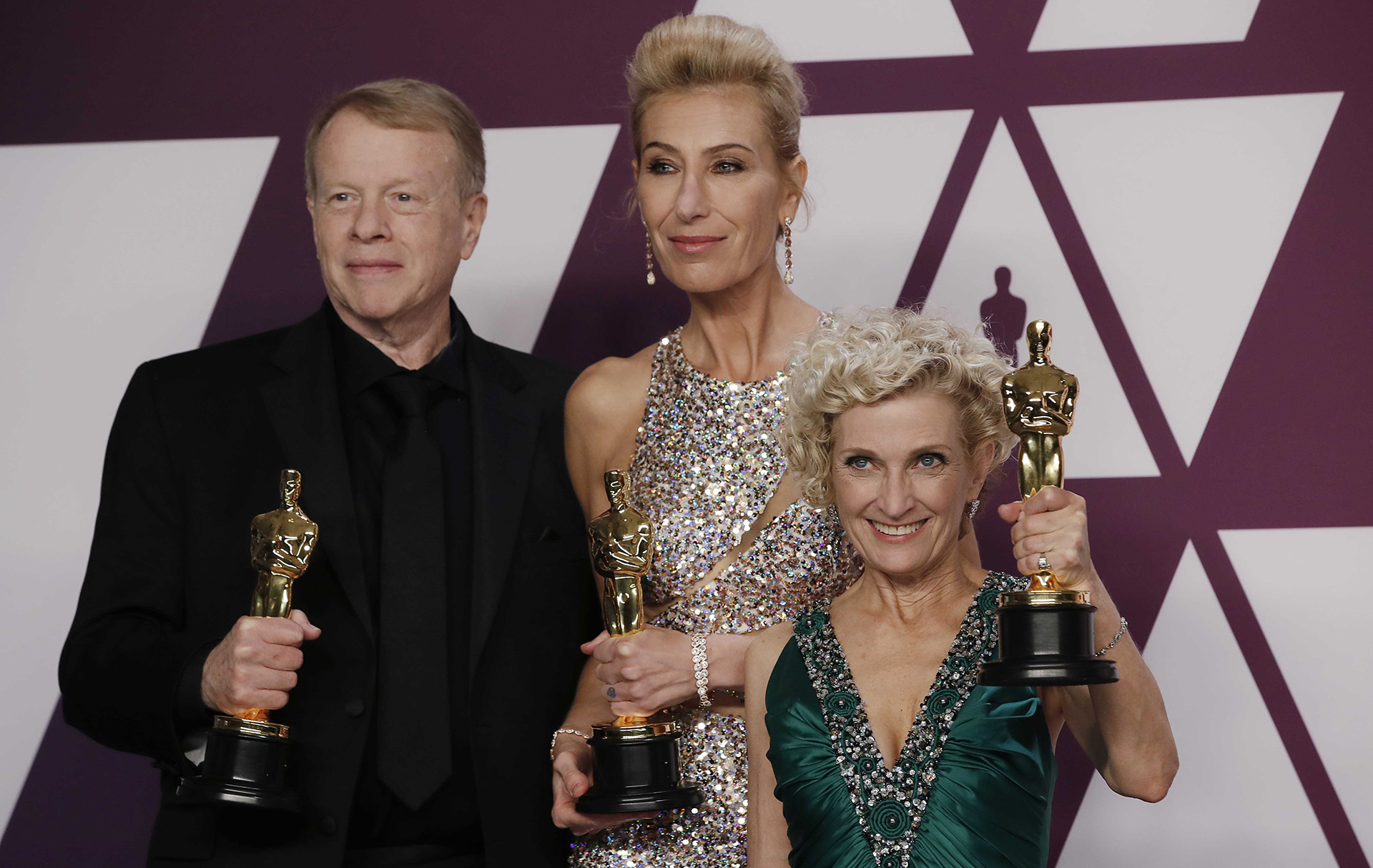 Greg Cannom, Kate Biscoe y Patricia Dehaney, ganadores al mejor maquillaje por “Vice” (REUTERS/Mike Segar)
