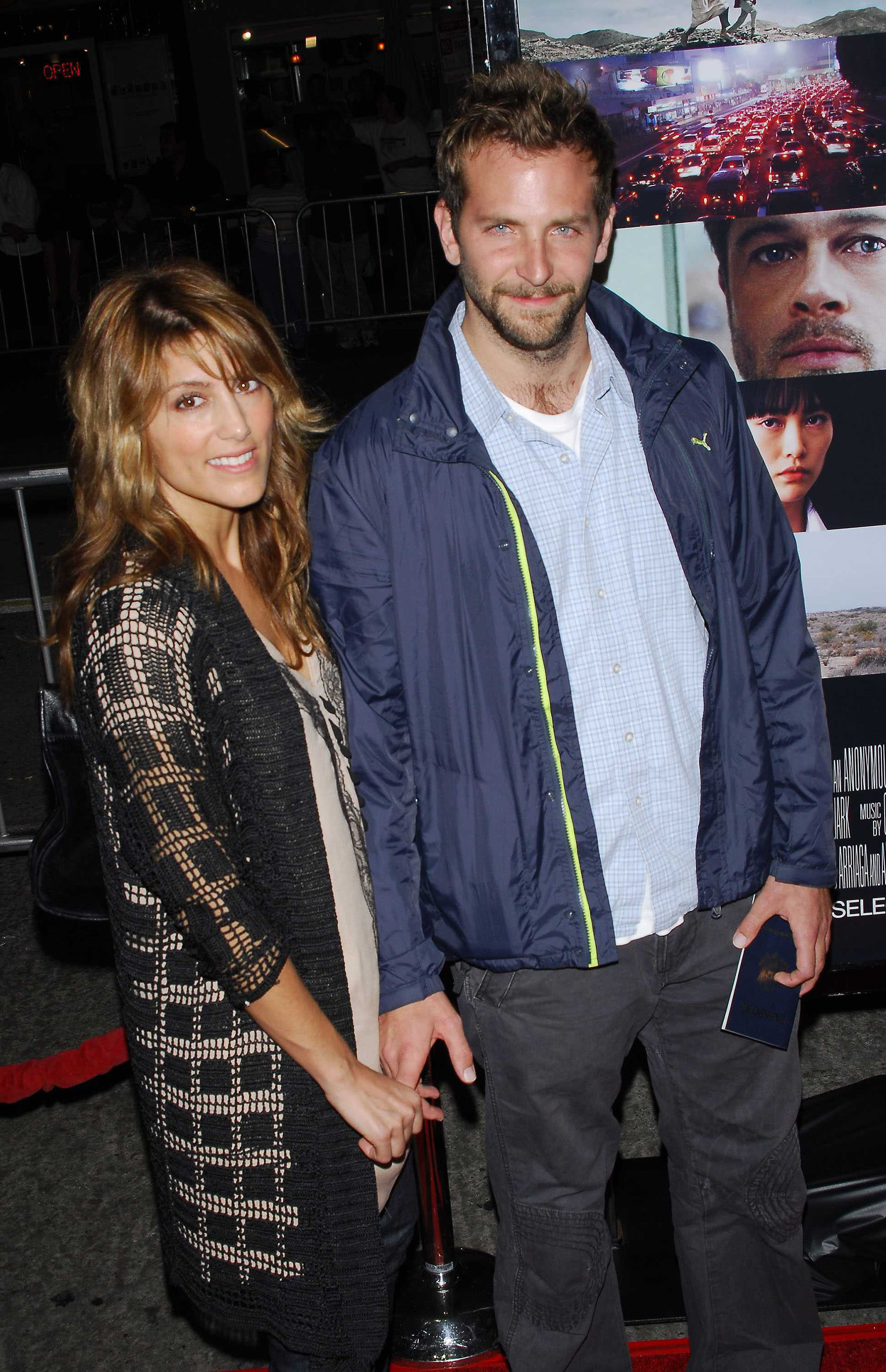 Jennifer Esposito y Bradley Cooper