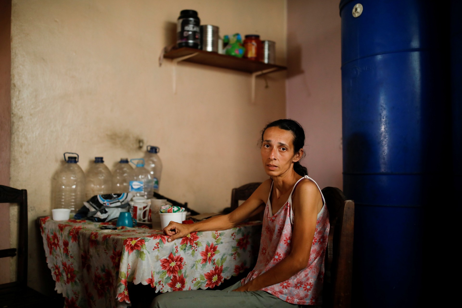 Yaneidi Guzmán es una de las muchas venezolanas que sufren de desnutrición. “No es que quiera ser rico, o un millonario”, dijo Guzmán. “Pero quiero darles un buen futuro a mis hijos, para asegurarme de que puedo llevarlos a los médicos cuando se enfermen … y coman bien”.