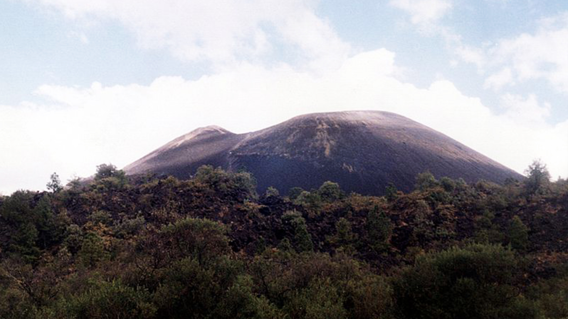 El surgimiento del volcán acabó con dos pueblos en Michoacán: Paricutín y San Juan Parangaricutiro (Foto: Karla Yannín Alcázar Quintero)