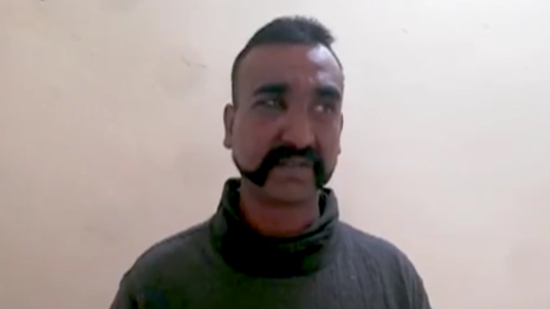 El comandante Abhinandan Varthaman, piloto indio derribado por Pakistán