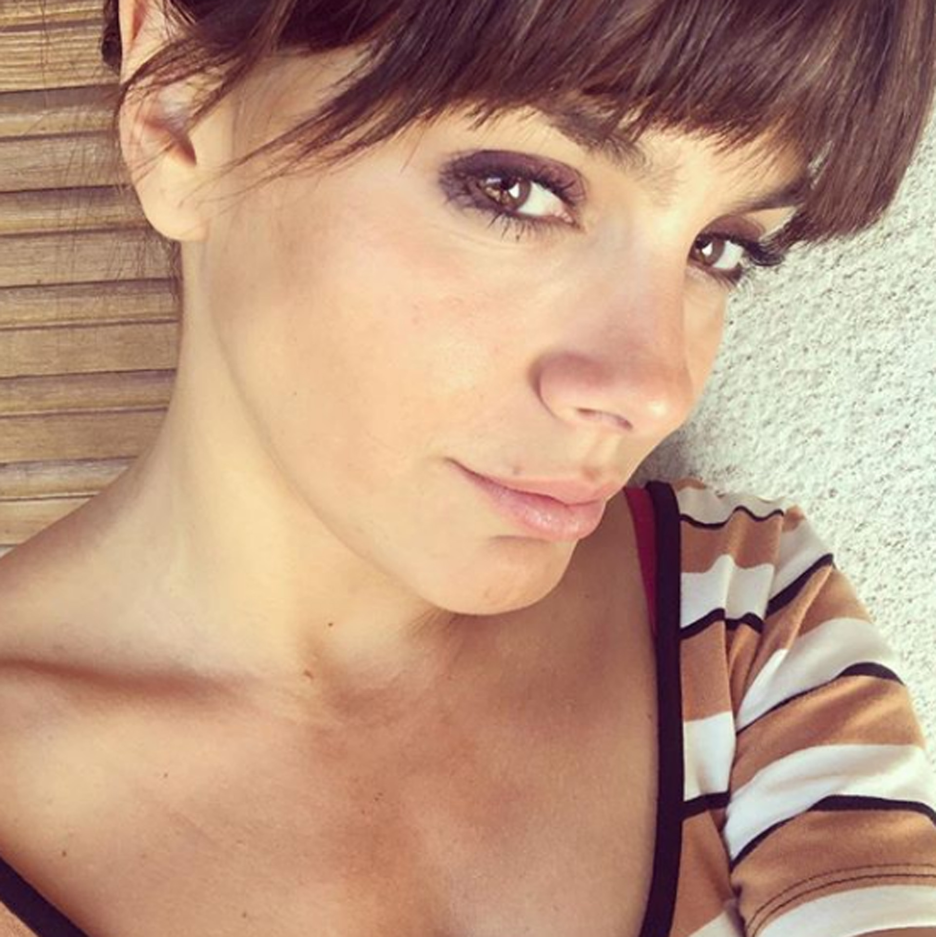 Natalie Pérez se cambió de look. La actriz se hizo flequillo y se tiño el pelo para un nuevo papel (Instagram)