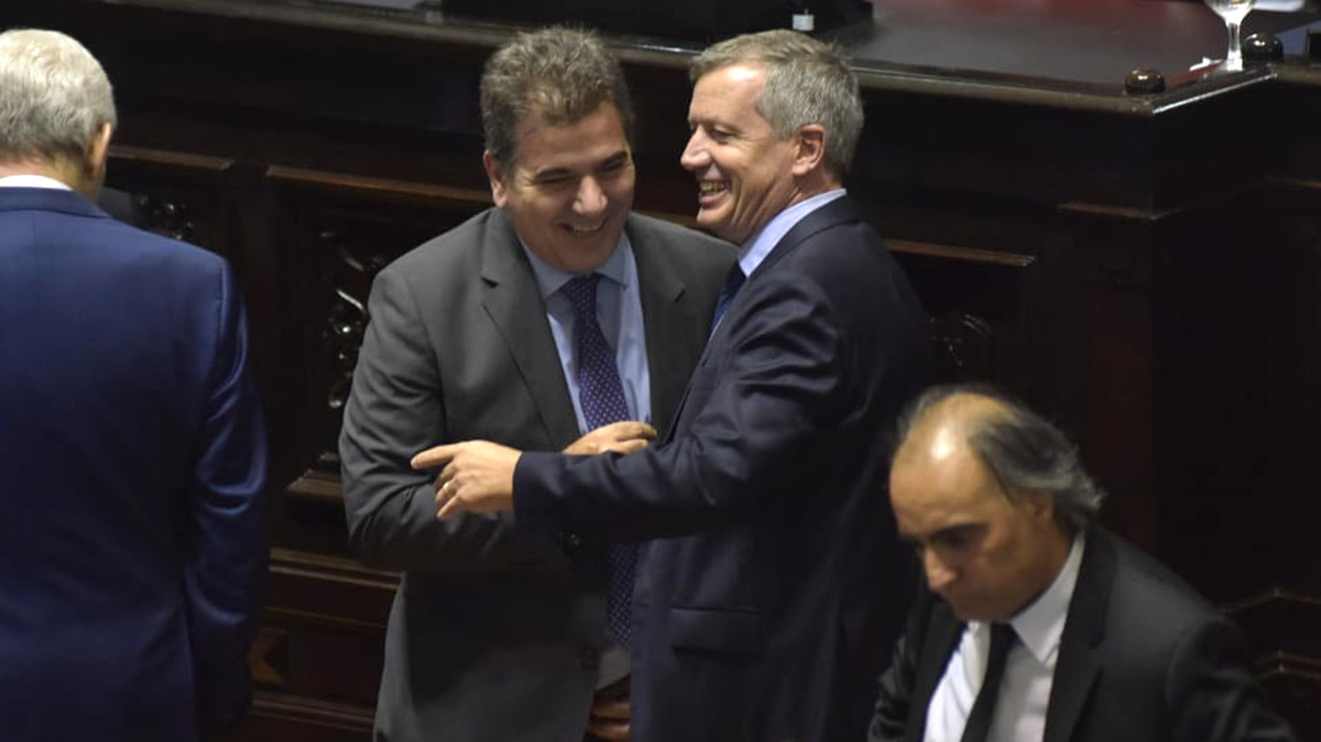 Emilio Monzó junto a Cristian Ritondo