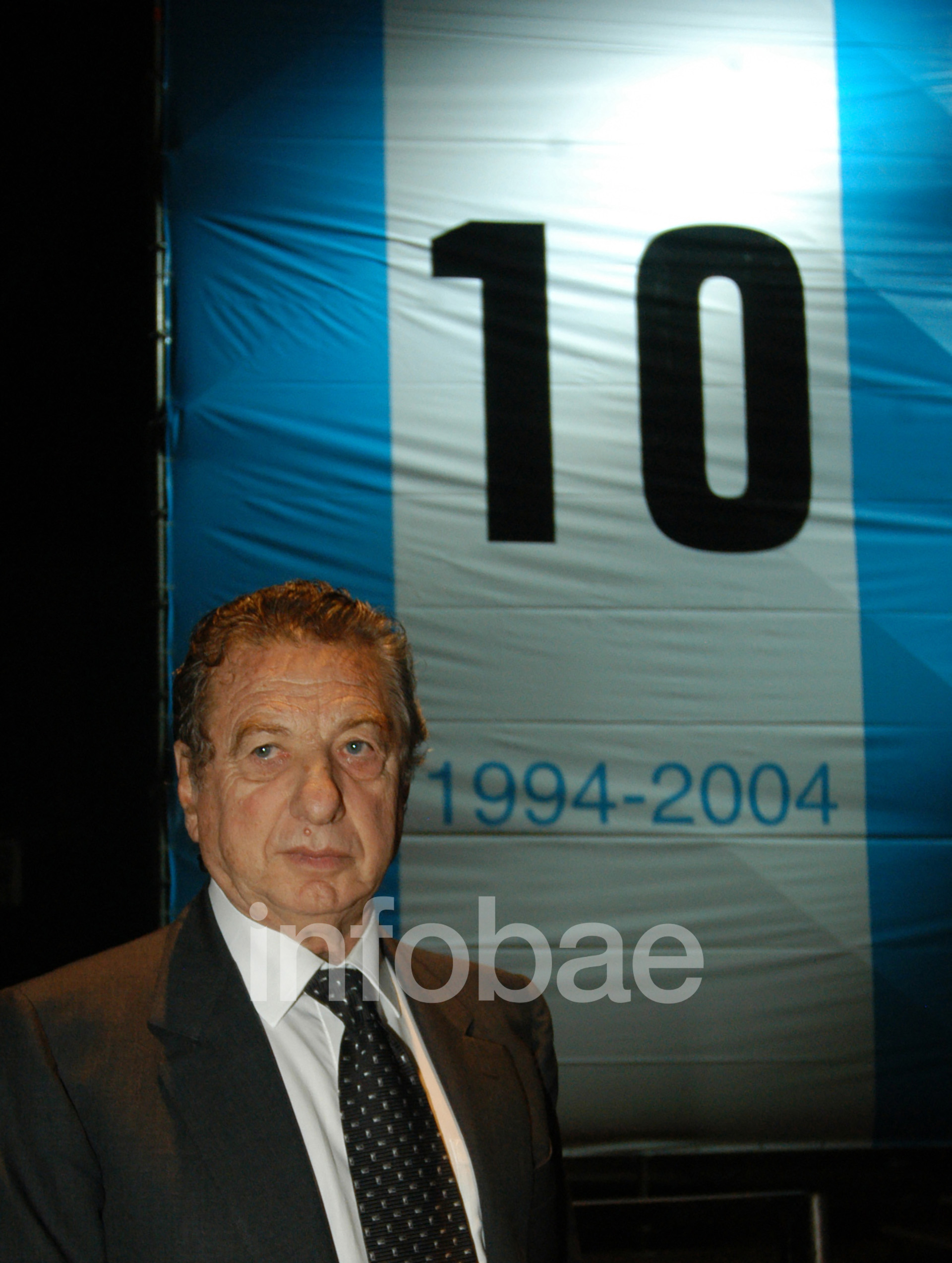 Año 2004, durante los festejos por la presentación de Pago Fácil, en el imponente Luna Park (Enrique García Medina)