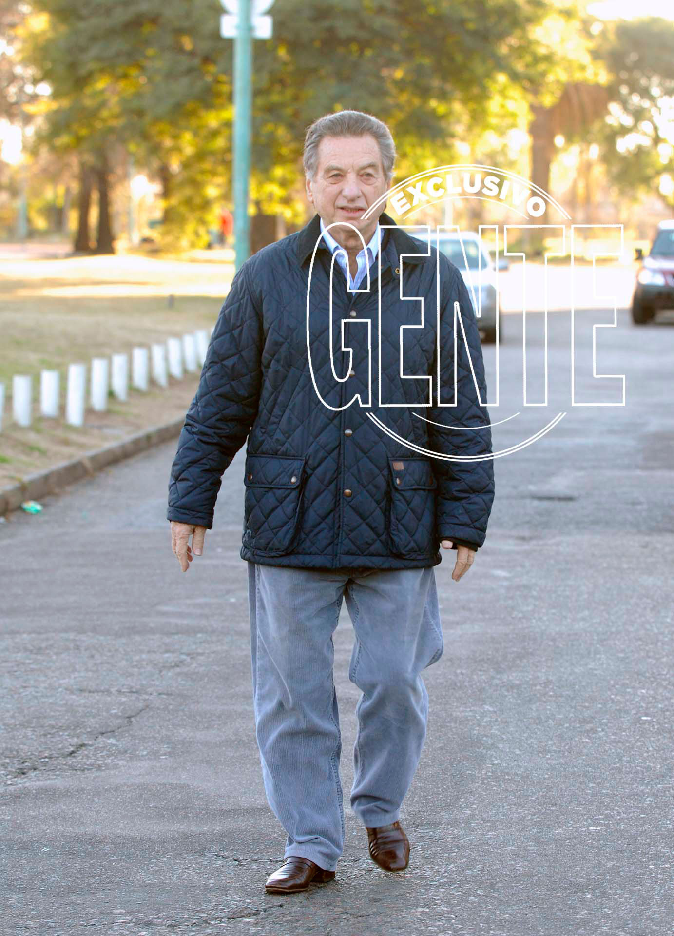 El padre del Presidente, saliendo de votar. Foto: Enrique García Medina/GENTE
