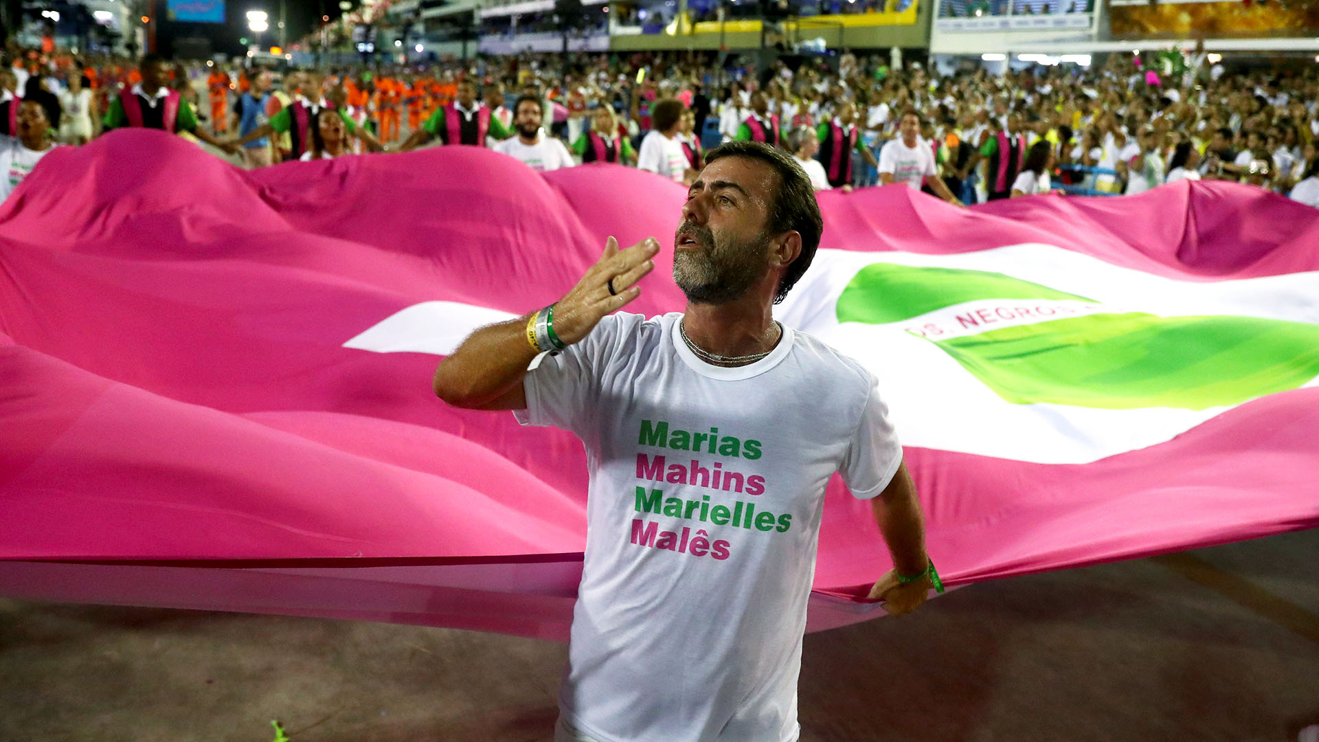 El diputado Marcelo Freixo desfiló en el Carnaval (REUTERS/Pilar Olivares)