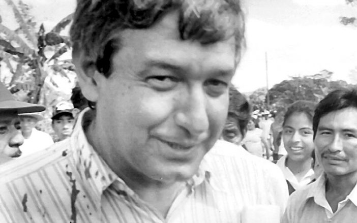 López Obrador era director del INI cuando se le acusó de filiaciones comunistas (Foto: Especial)