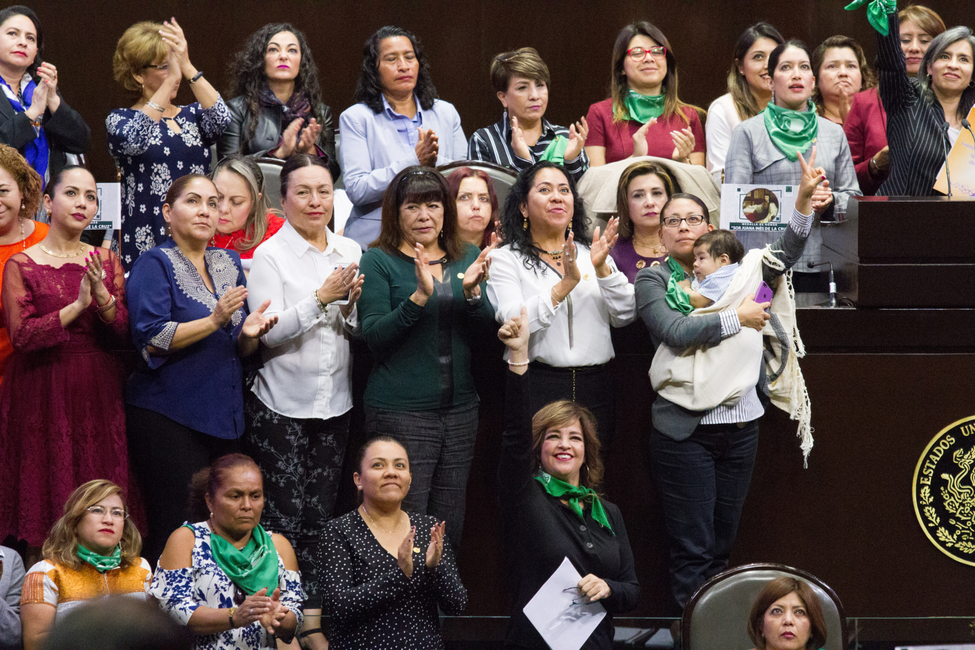 Diputadas de algunos partidos han hablado en tribuna sobre el derecho de la mujer a decidir sobre su cuerpo. (Foto: Caurtoscuro)