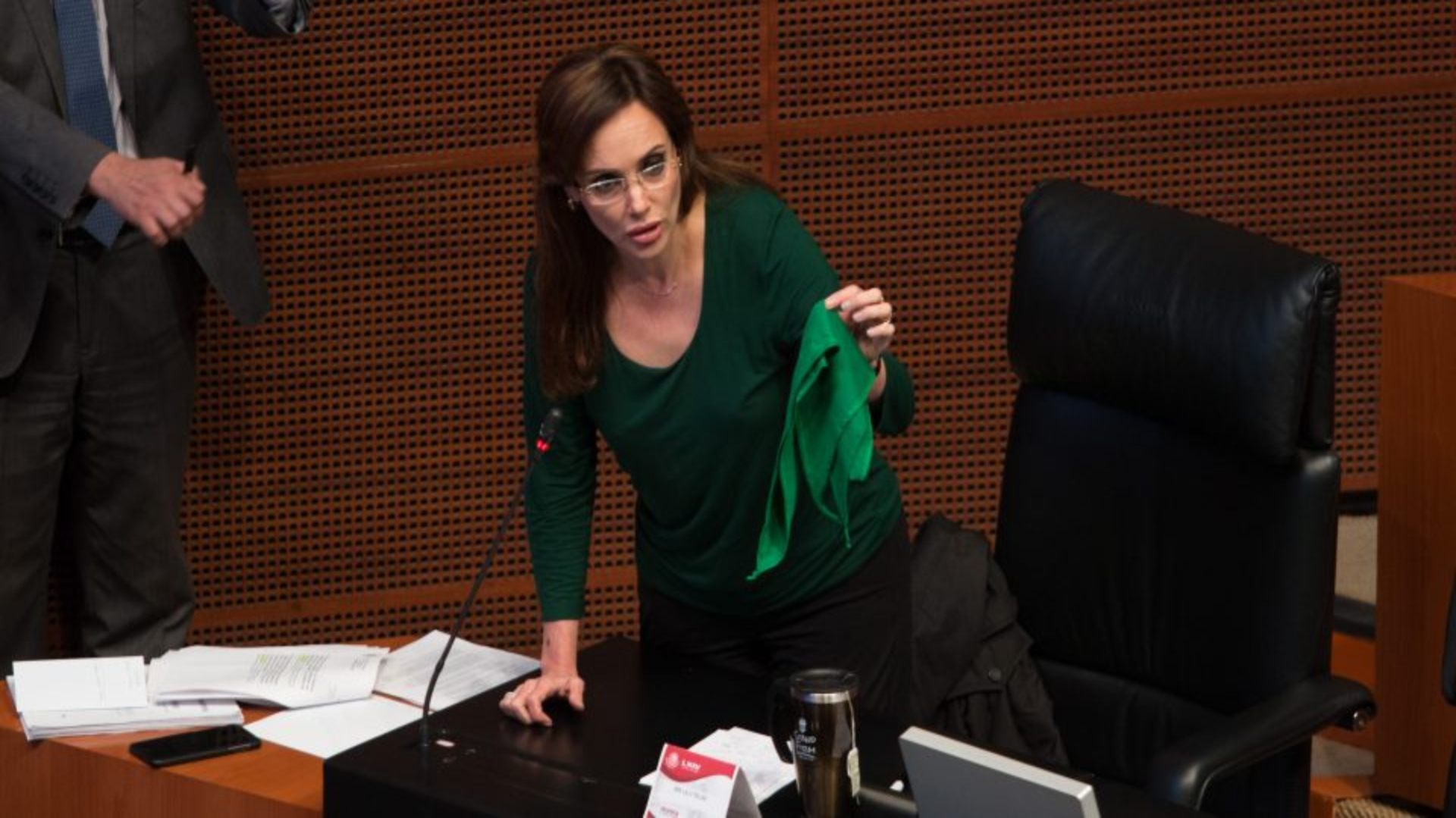 “Yo les pido que así como yo no voy con ustedes a arrancarles el trapo verde del cuello, ustedes no vengan a imponerme un trapo verde”, dijo (Foto: Cuartoscuro)