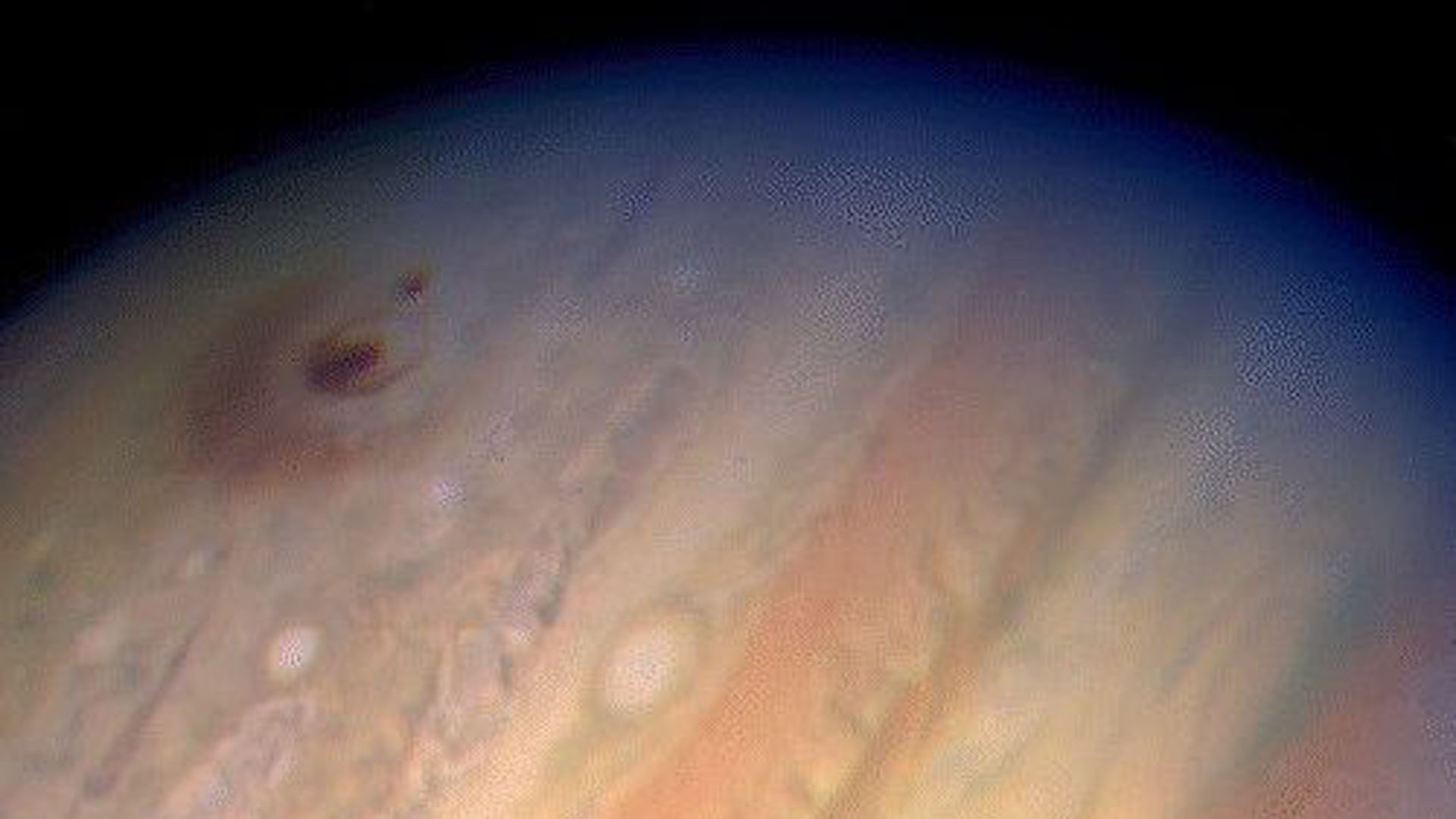 El telescopio espacial observó al cometa Shoemaker-Levy 9 colisionar espectacularmente con Júpiter en 1994