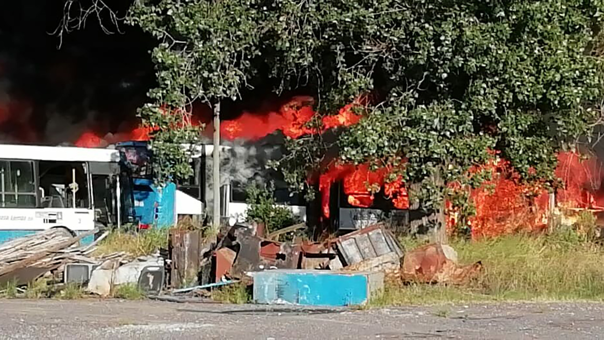 Los colectivos estaban fuera de uso