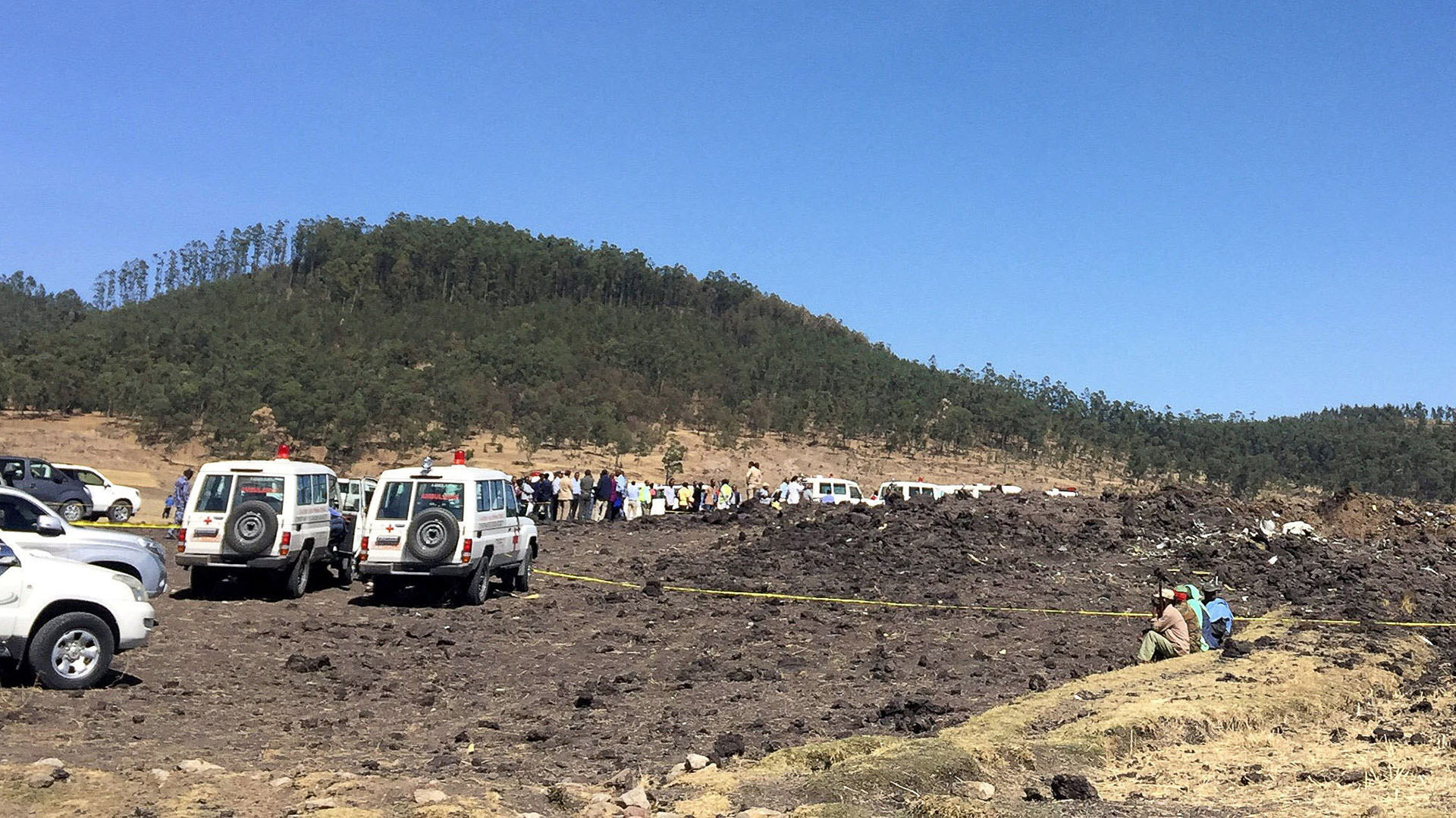 Vista general de la escena donde cayó el vuelo ET 302, al sudeste de Adís Adeba