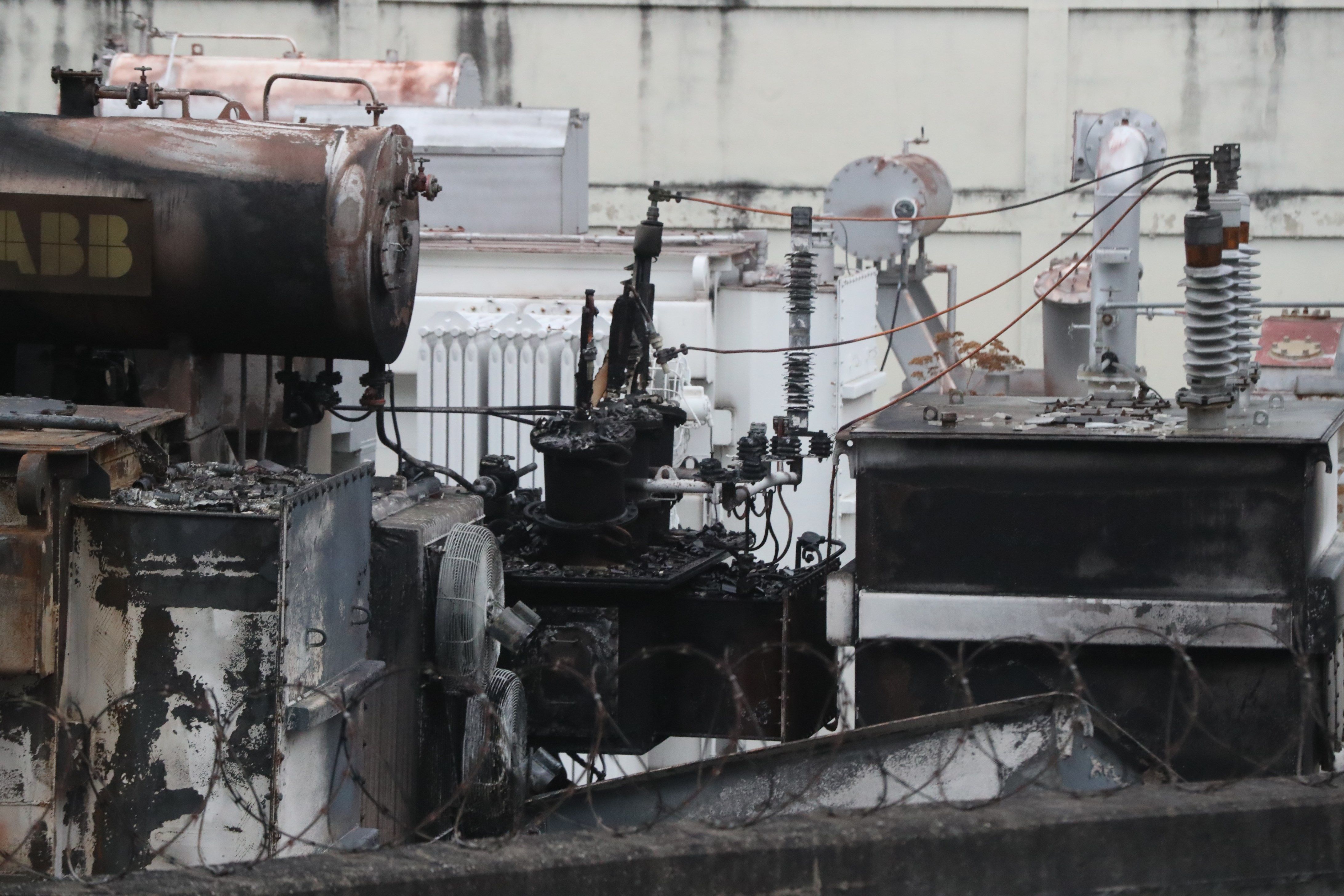El incendio se produjo en medio del peor apagón que se recuerde en el país (EFE/ Raul Martínez)