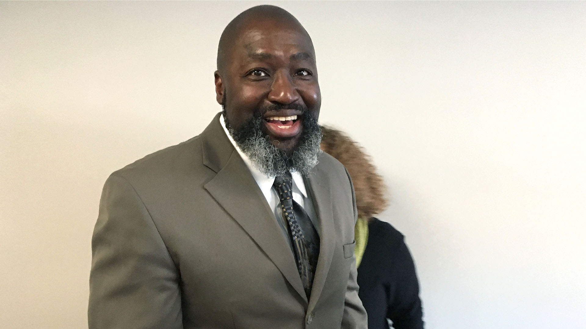 Matthew Charles no había logrado encontrar una vivienda desde su liberación el 3 de enero (AP)