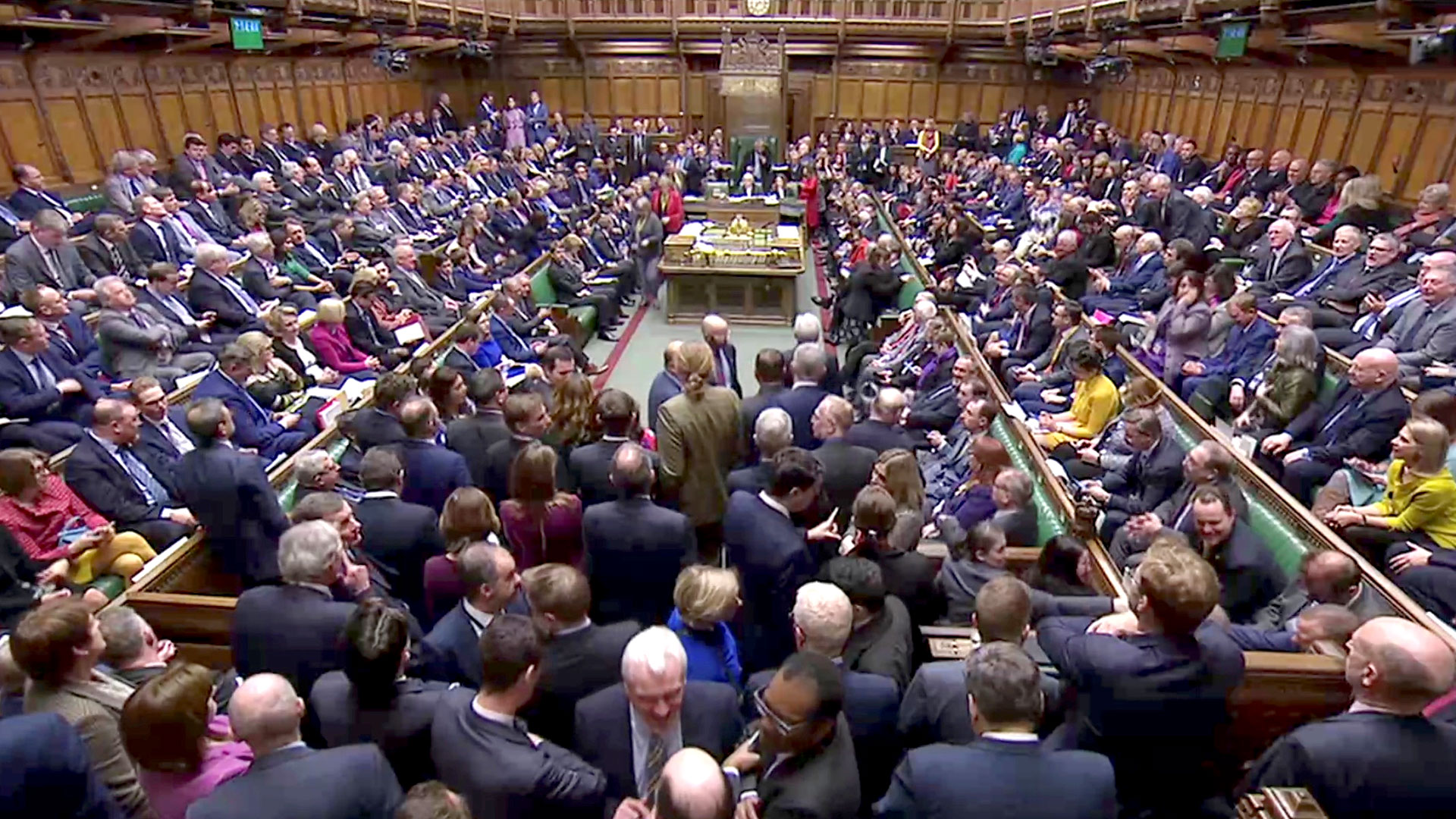El Parlamento británico debe decidir entre un Brexit abrupto o duro, y la posibilidad de pedir una prórroga a la UE (Reuters)
