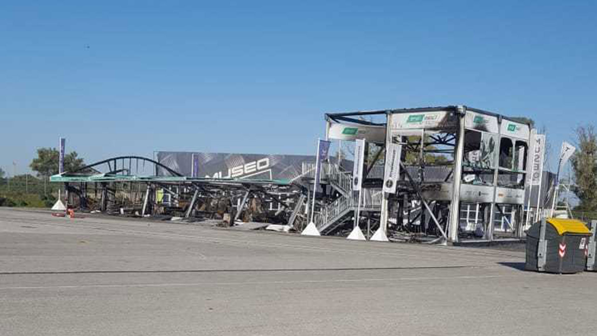 Así quedó el paddock tras el incendio
