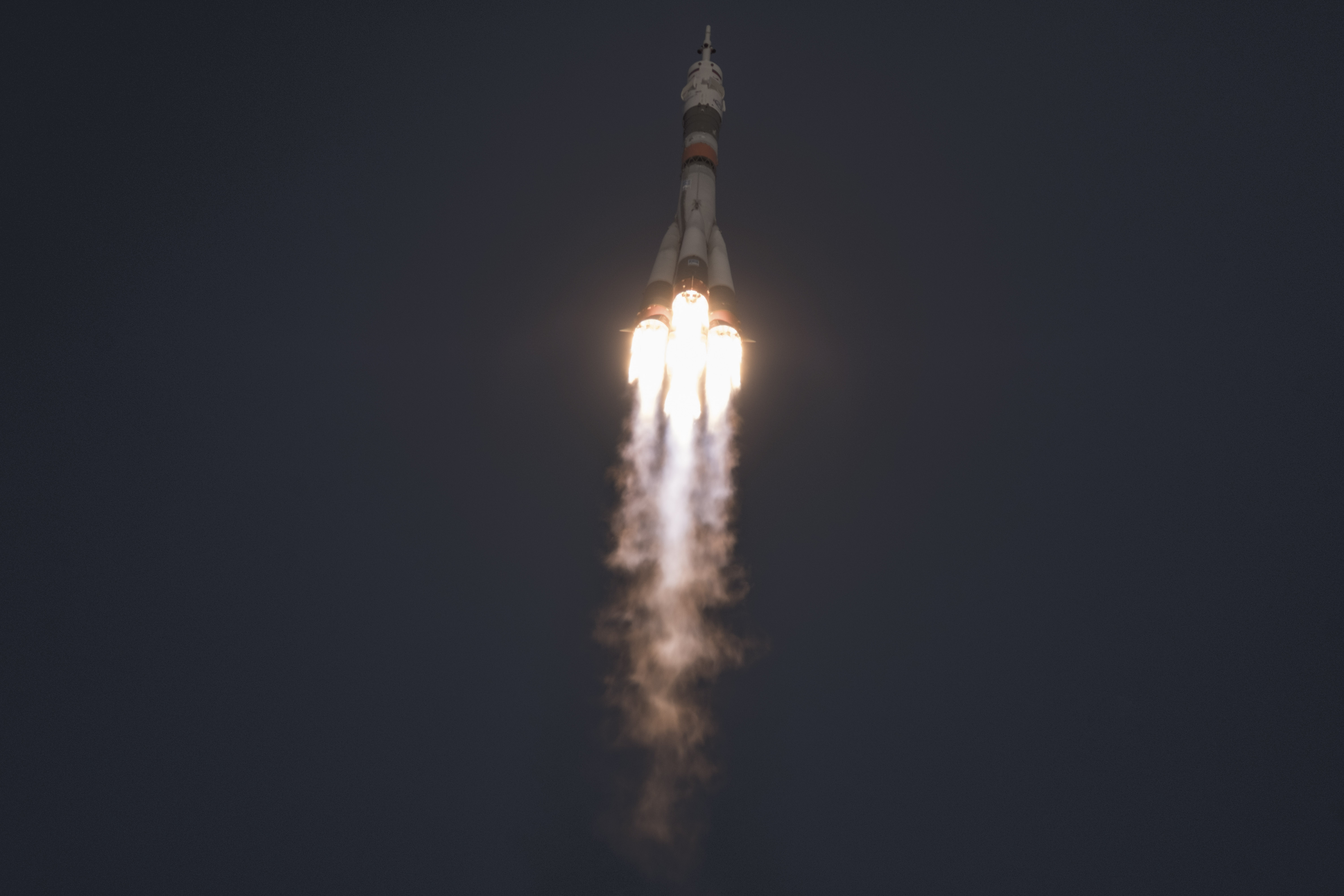 Segundos después del despegue de Soyuz MS-11. (Maxim Babenko/The New York Times)
