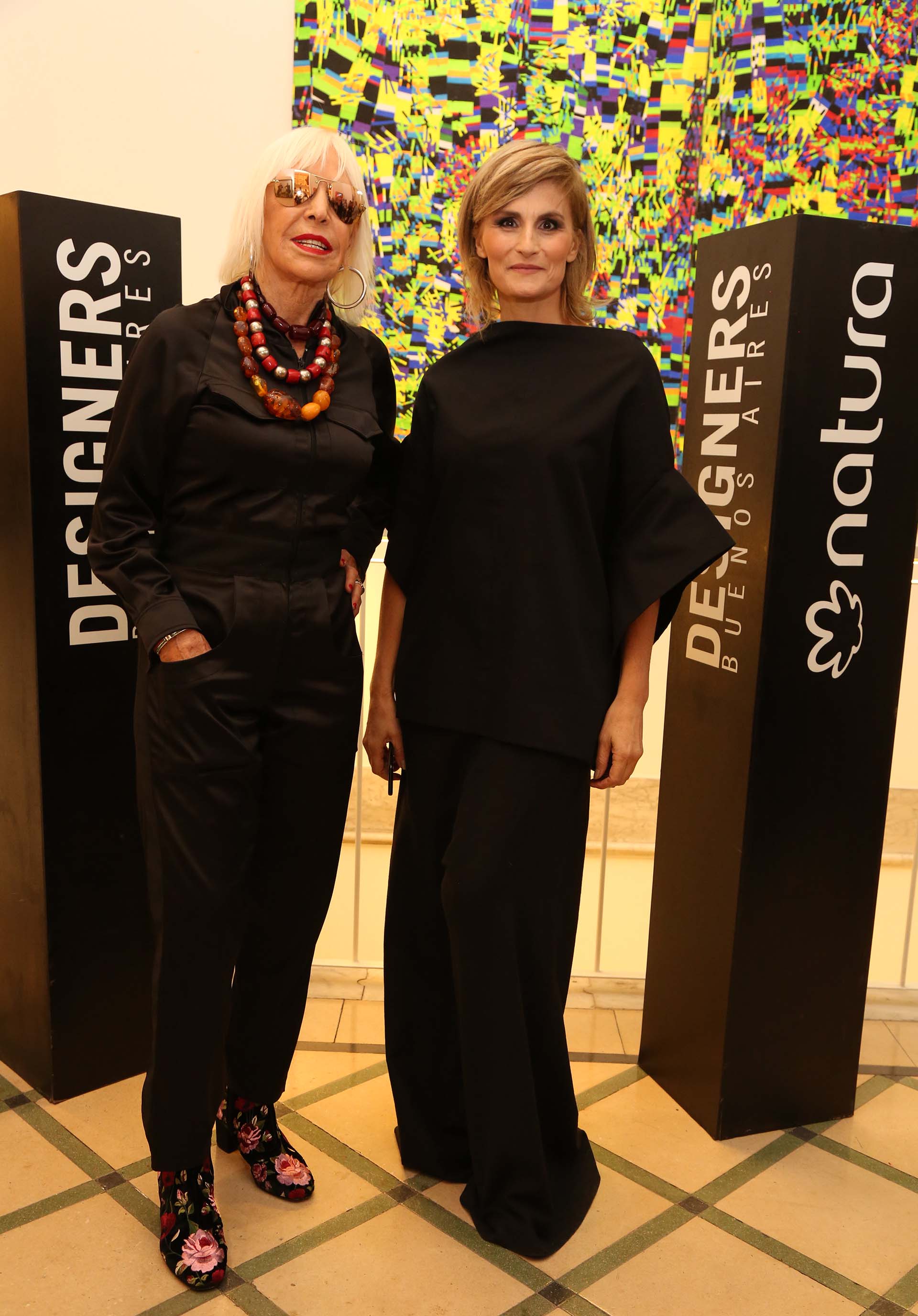 Min Agostini junto a la prestigiosa artista plástica Marta Mínujin ( Marta Giambompaola)