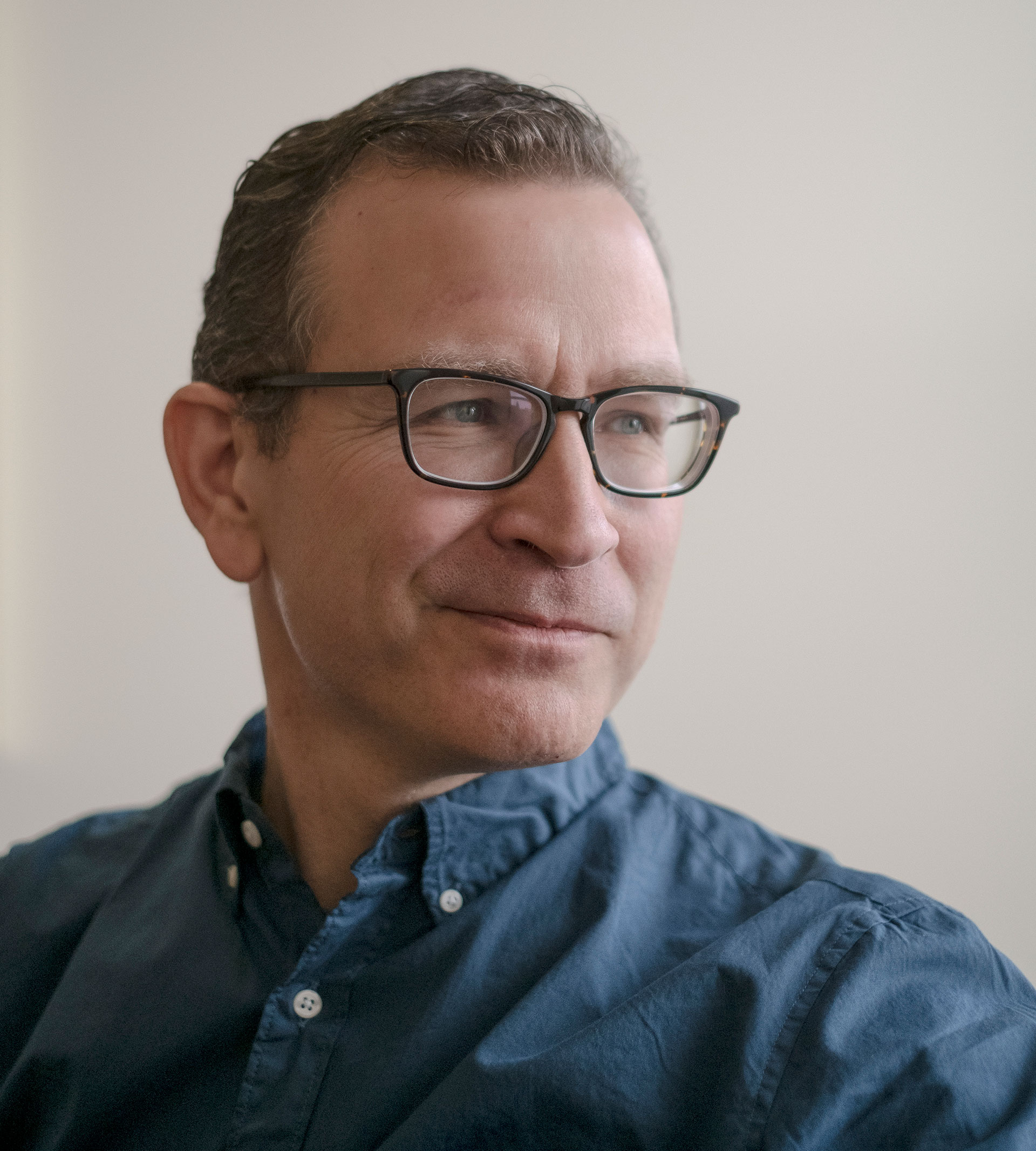 Bruce Friedrich, fundador del Good Food Institute, pasó años como activista en los que intentó persuadir a las personas a que dejaran de consumir carne. Ahora, trata de ayudar a las compañías a crear alternativas a la proteína animal (Crédito Gabriella Demczuk para The New York Times)