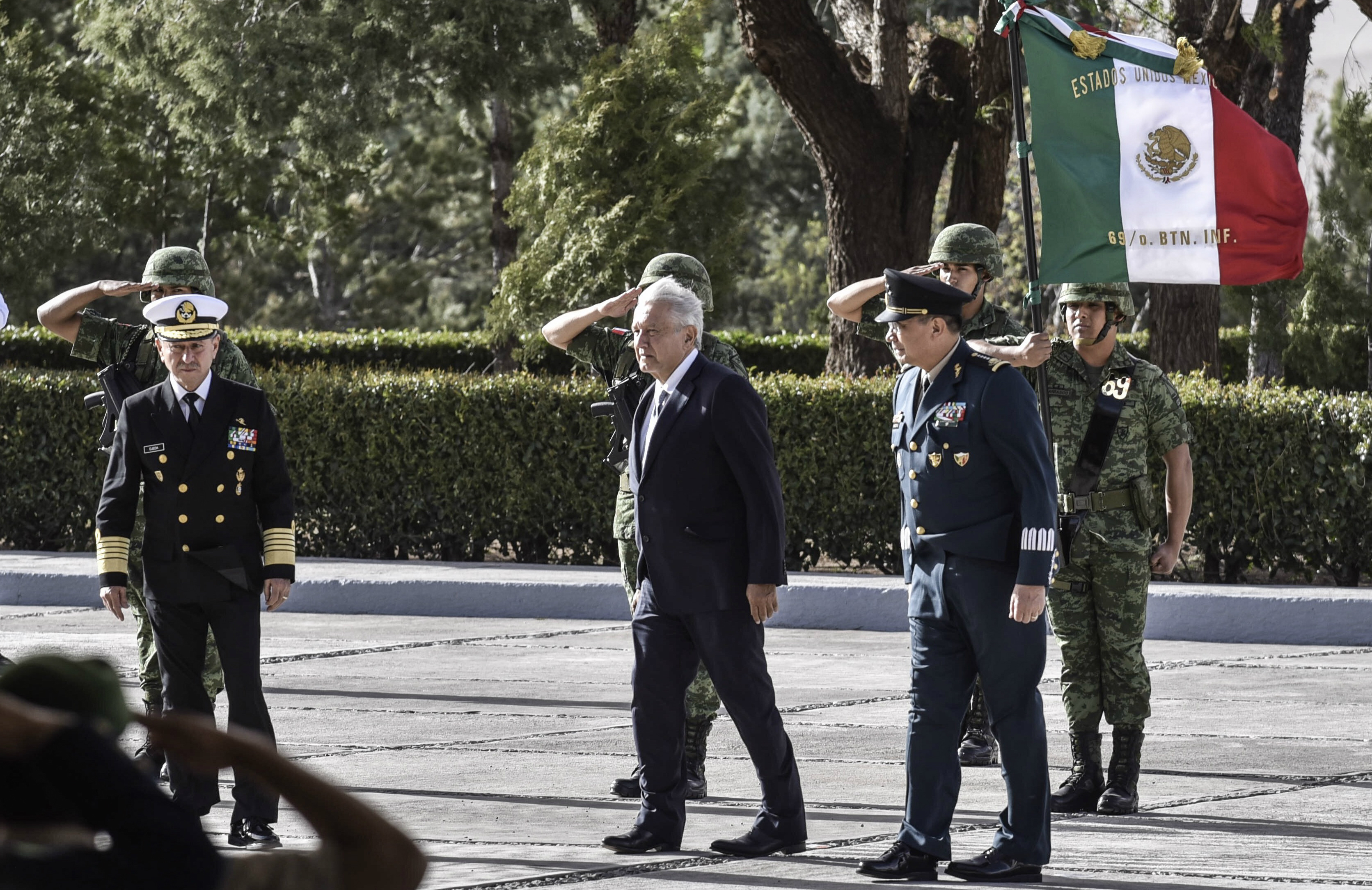 López Obrador se dispuso combatir la inseguridad en México este 2019, pero un análisis de sus presupuestos revela que destinará menos dinero a Seguridad Interior y a las Fuerzas Armadas que su antecesor Enrique Peña Nieto (Foto: Cuartoscuro/Mario Jasso)