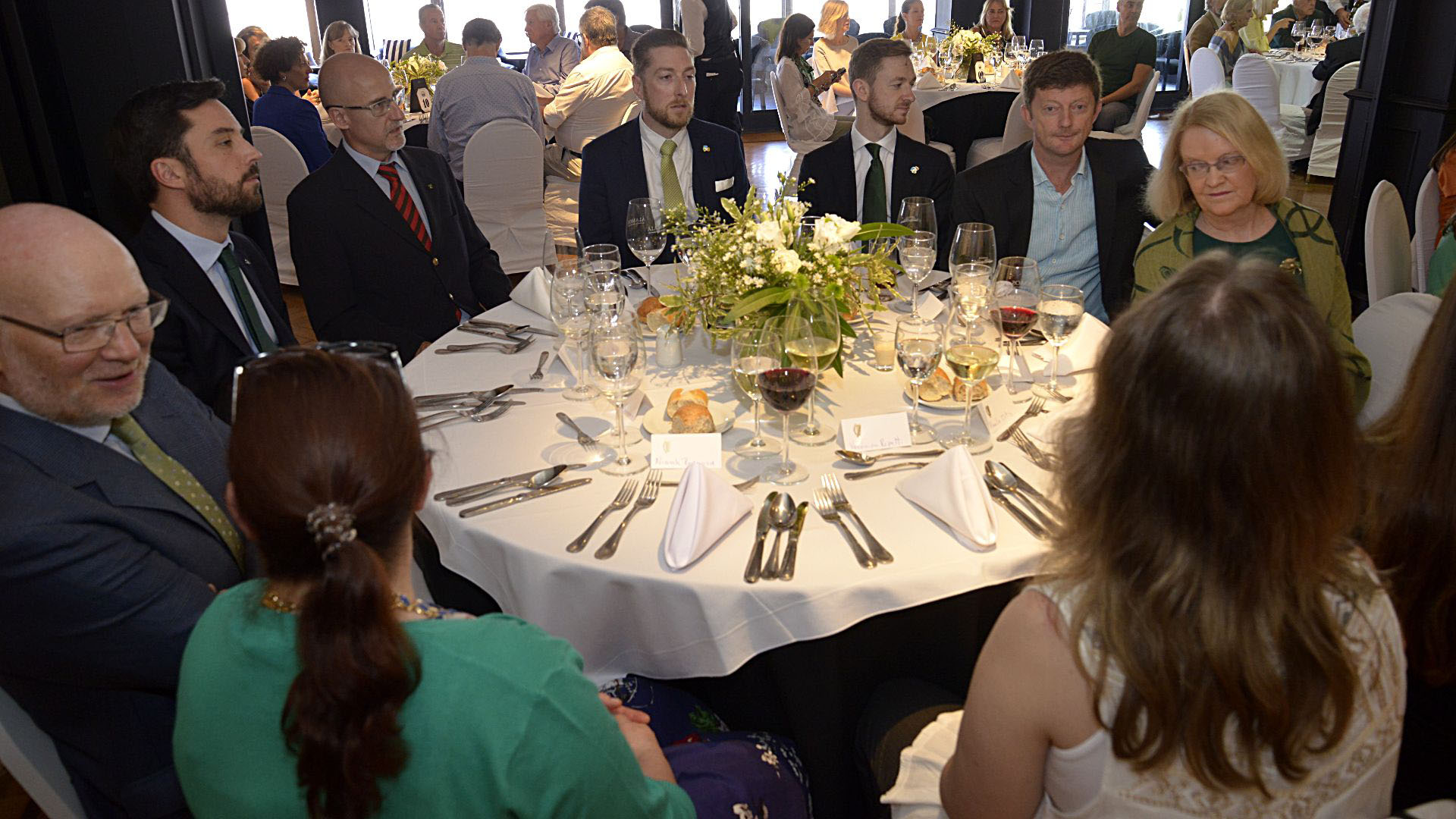 En la mesa de la comunidad irlandesa se sentaron el Ministro Eoghan Murphy, el ex embajador Justian Harman, Verónica Repetti, Paula Ortiz, Susan Kennedy, la embajadora O’Hallaran, James Moylan, Jack O’Donnell, Dermot Fitzpatrick y Garwin Farren