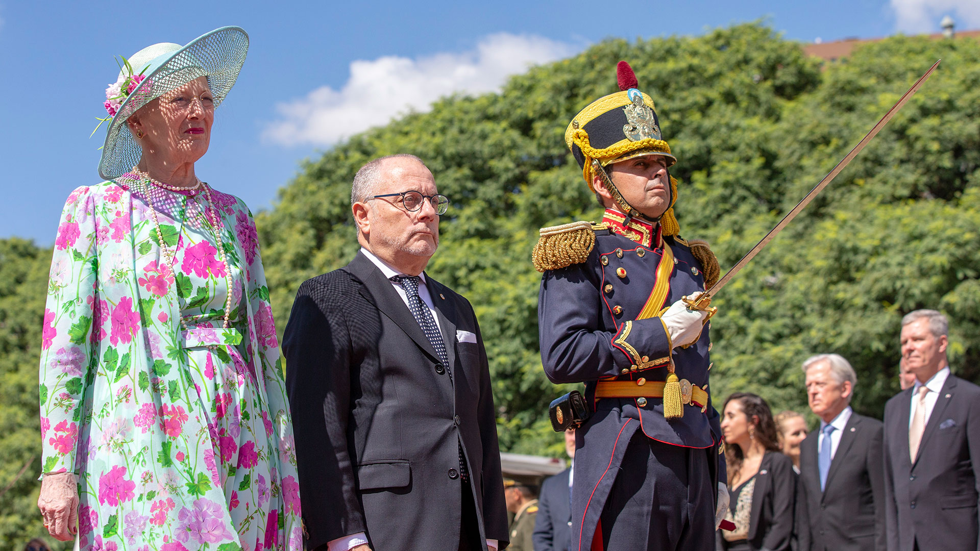 La reina danesa estuvo escoltada por una formación del Regimiento de Granaderos a Caballo