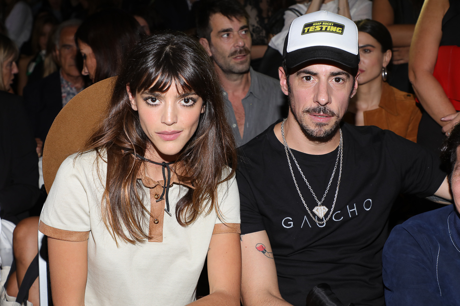 Calu Rivero y Esteban Lamothe entre los invitados vip del desfile de invierno 2019 de la firma argentina Gaucho de Buenos Aires