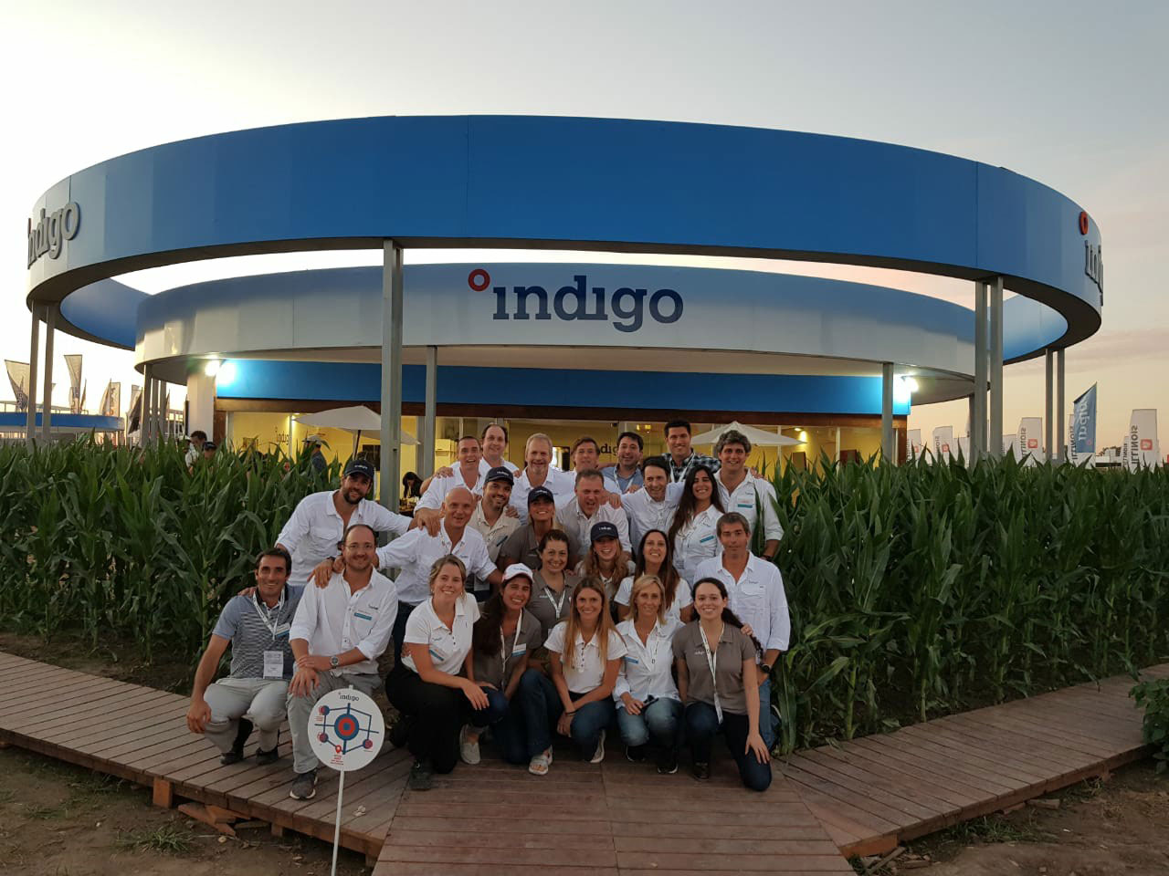 El equipo local de la empresa en Expoagro