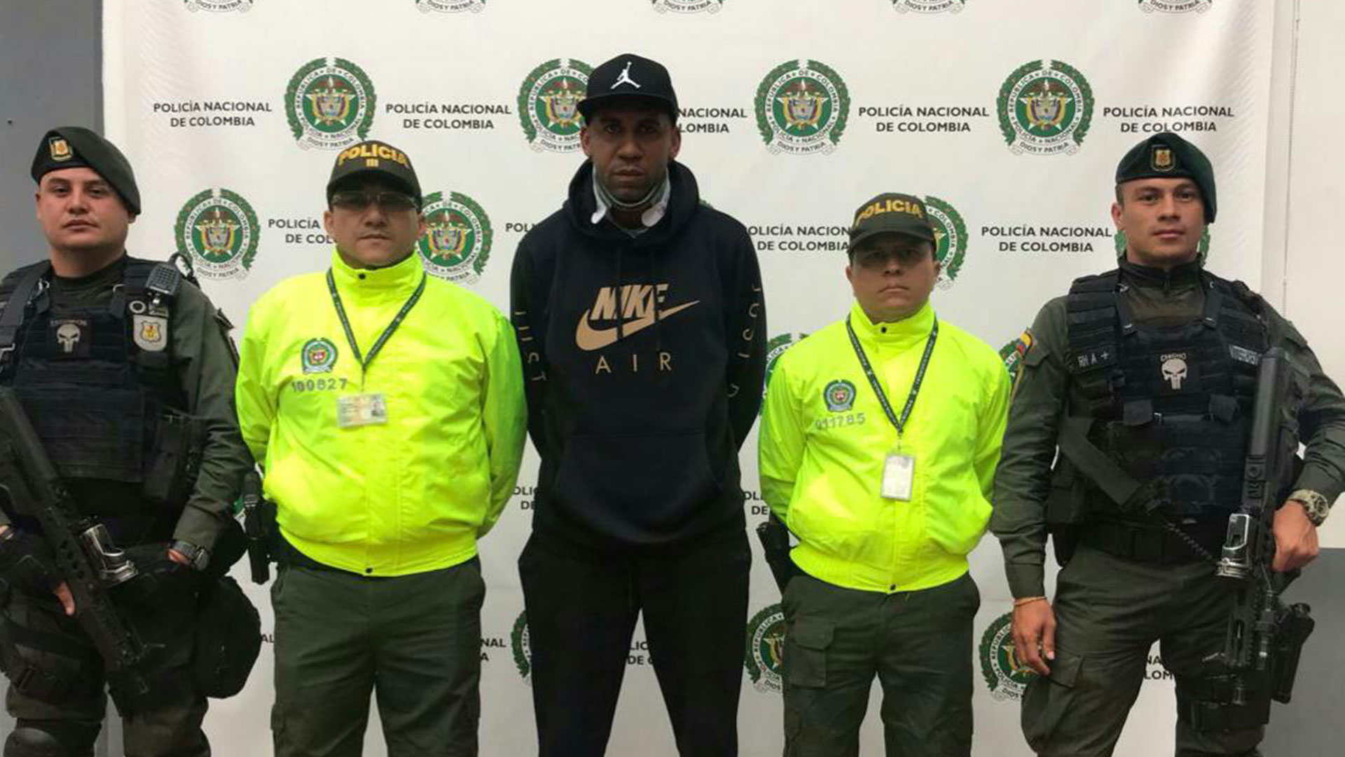 La DEA recopila pruebas para entregarlas a autoridades colombianas para que acepten su solicitud de extradición por la que el futbolista sería enviado a Estados Unidos. (Reuters)