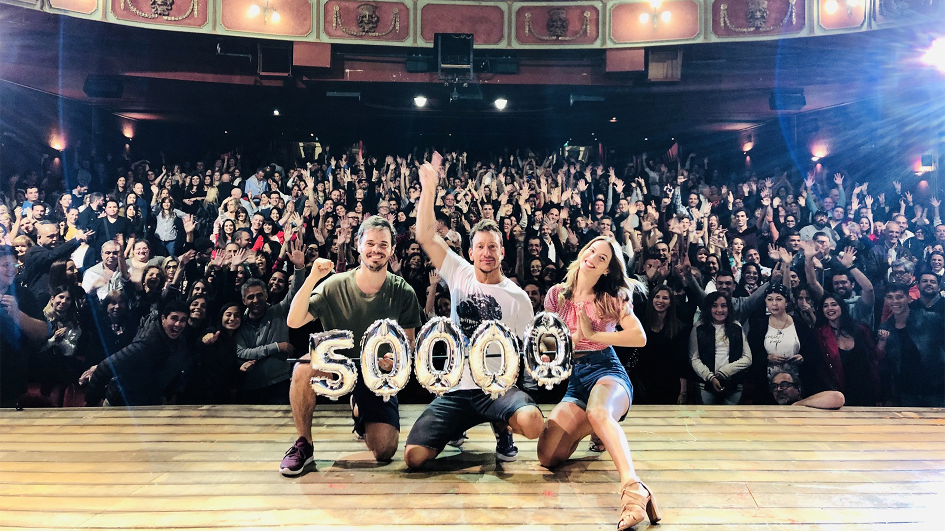 “Una semana nada más”, la obra de Nico Vázquez, Flor Vigna y Benjamín Rojas llegó a los 50 mil espectadores