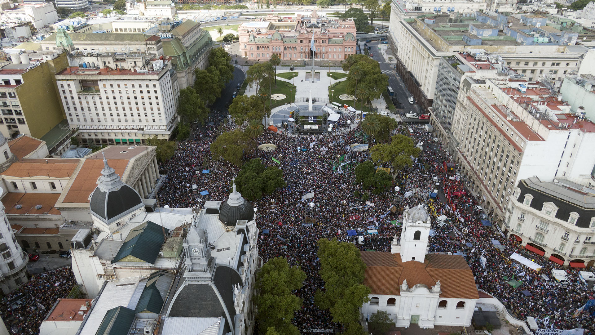 El acto central tuvo una presencia multitudinaria