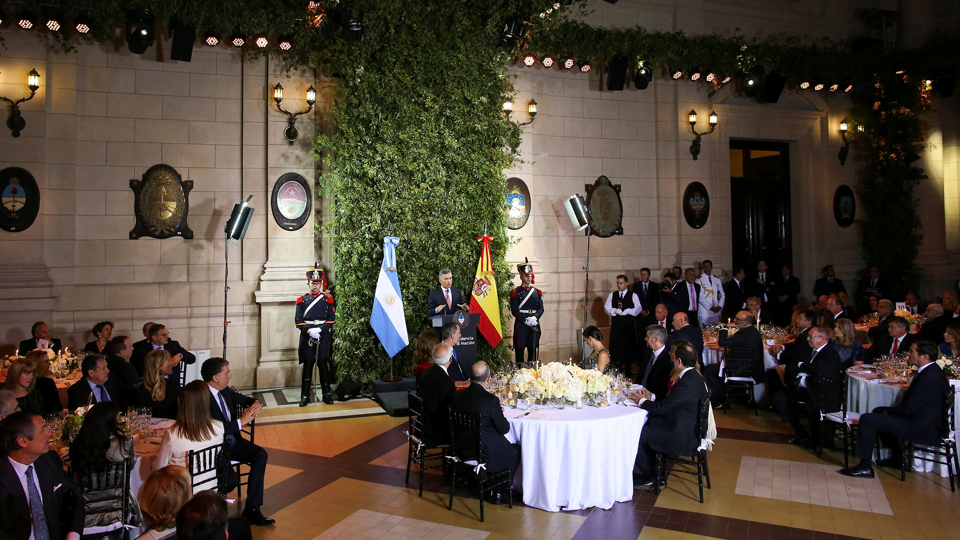En el gran salón de homenajes del primer piso del CCK, 400 personas participaron del evento.