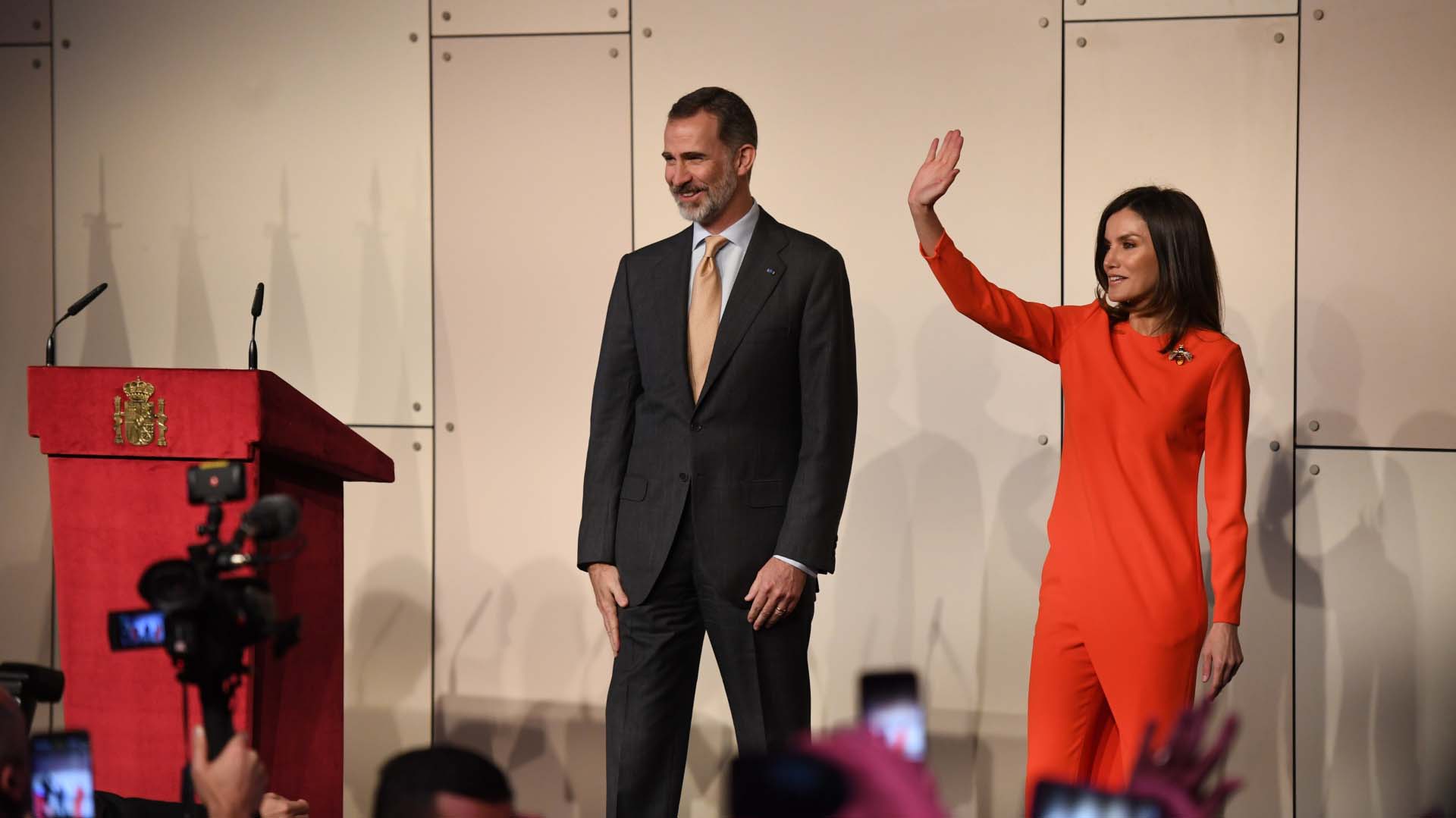 Con una agenda muy activa, Felipe VI y Letizia mantuvieron un encuentro con la colectividad española que vive en Argentina