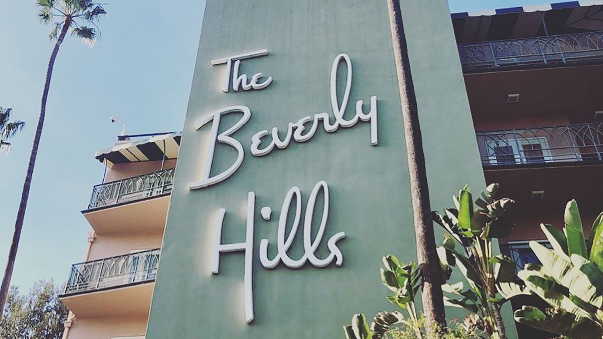 El Hotel Beverly Hills, propiedad del sultán de Brunei, fue objeto de un boicot por parte de celebridades de Hollywood por la persecución a minorías LGBT