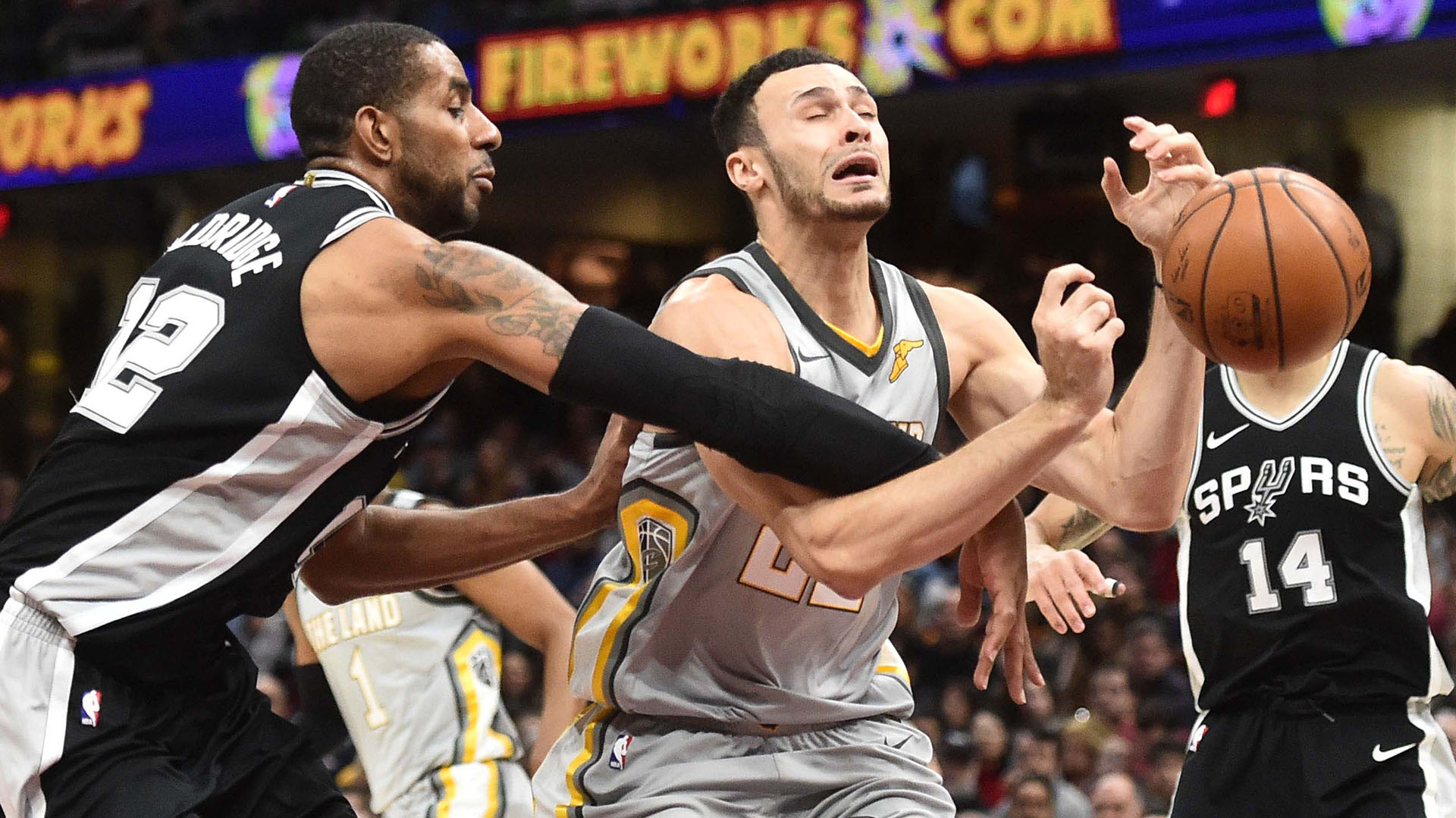 San Antonio Spurs enfrentó a Cleveland Cavaliers (Reuters)