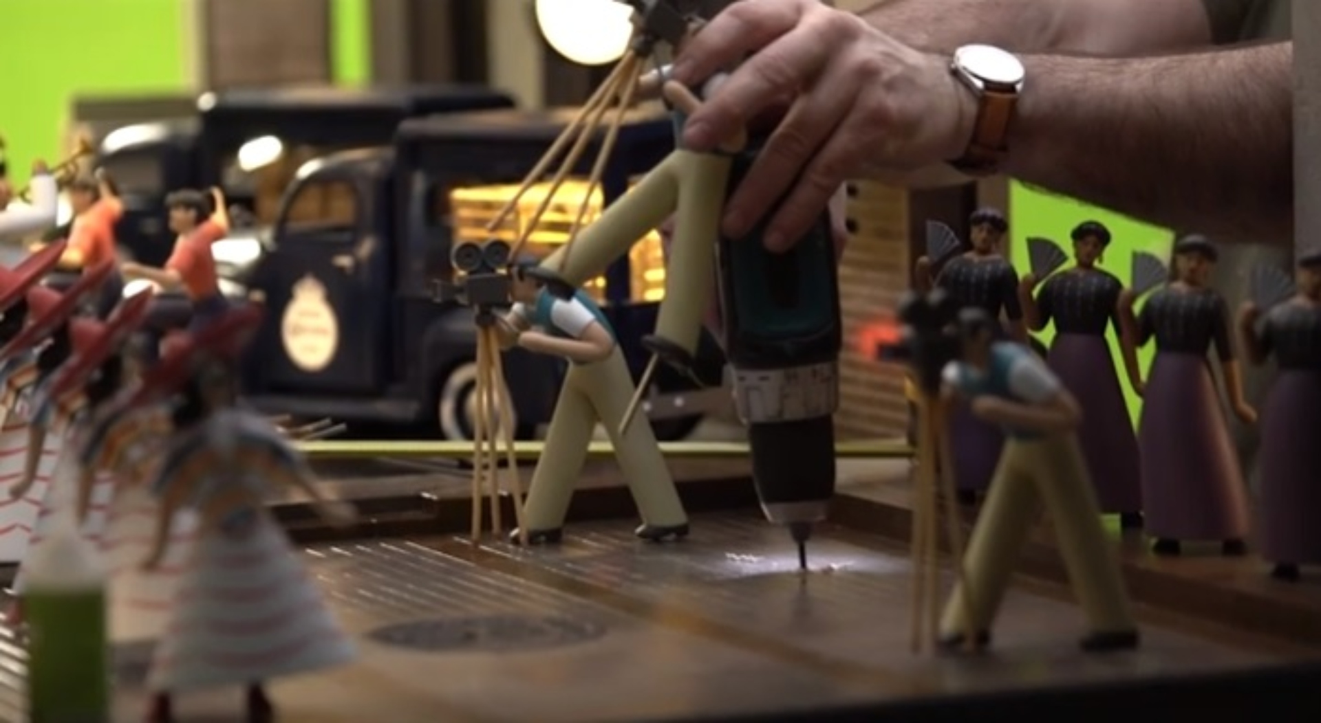 El rodaje en stop motion tardó más de dos meses (Foto: Captura youtube – Corona)