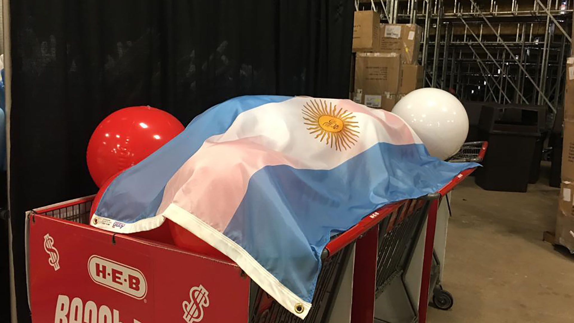 La bandera nacional presente en el evento