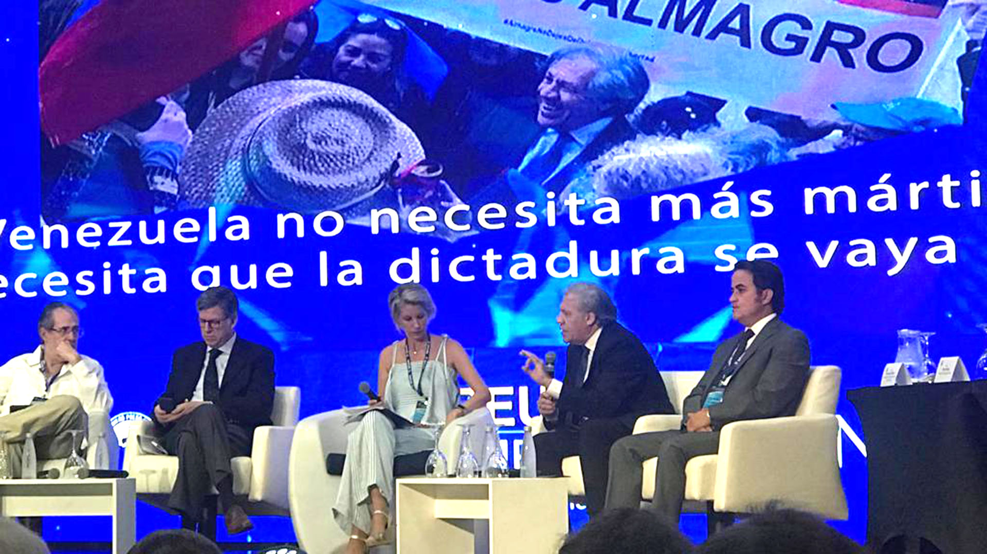 La reunión de la SIP se desarrolla en Colombia (@Almagro_OEA2015)