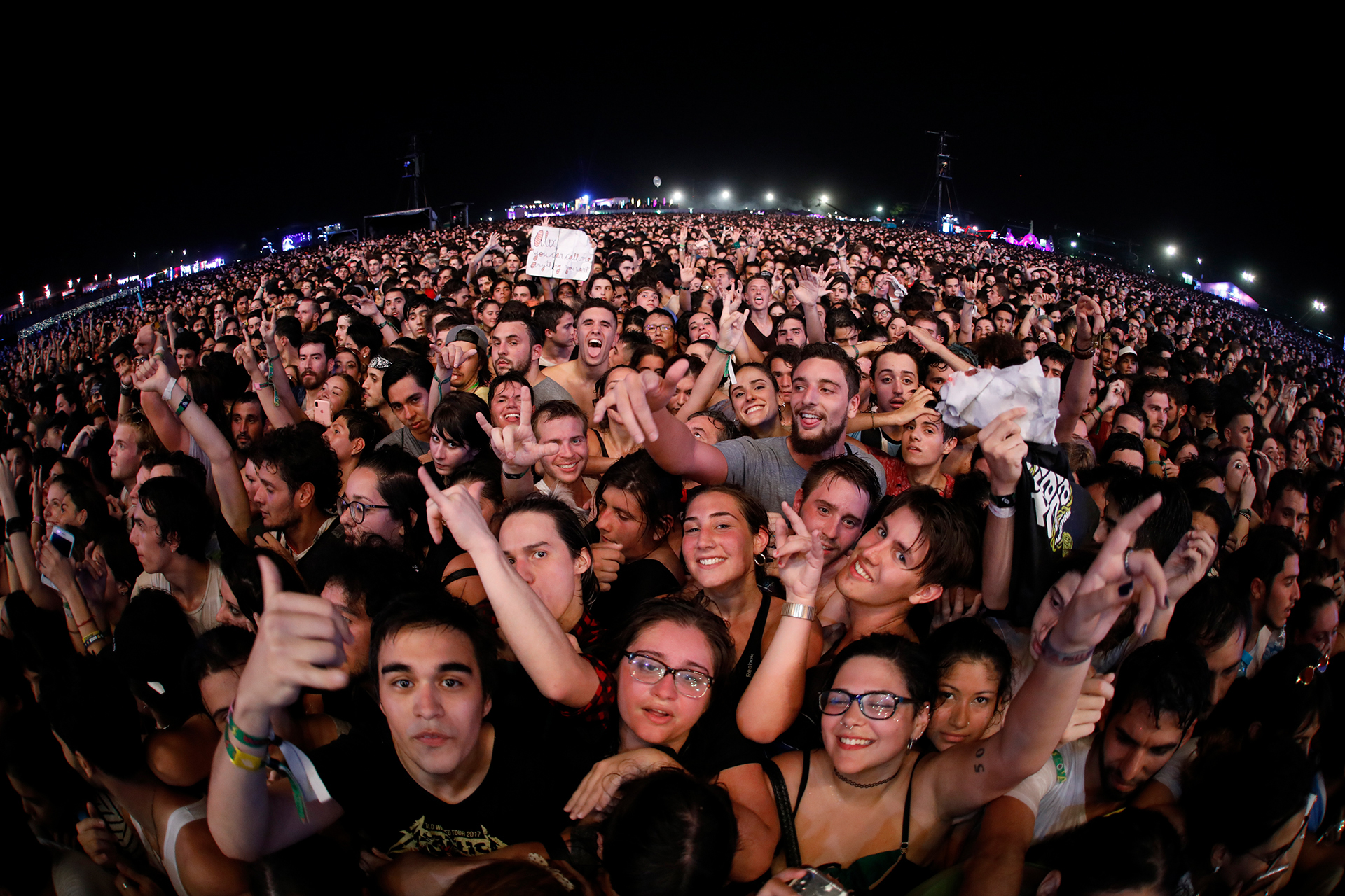 Los fans de “Arctic Monkeys” (Chule Valerga)