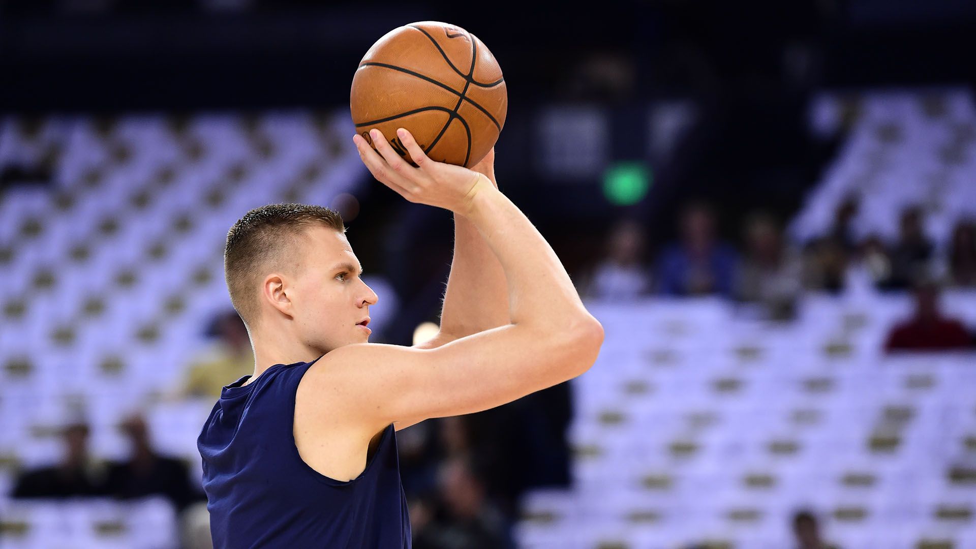 El ala pivot, de 23 años, pasó por New York Knicks antes de recalar en los “Mavs” (Foto: AFP)