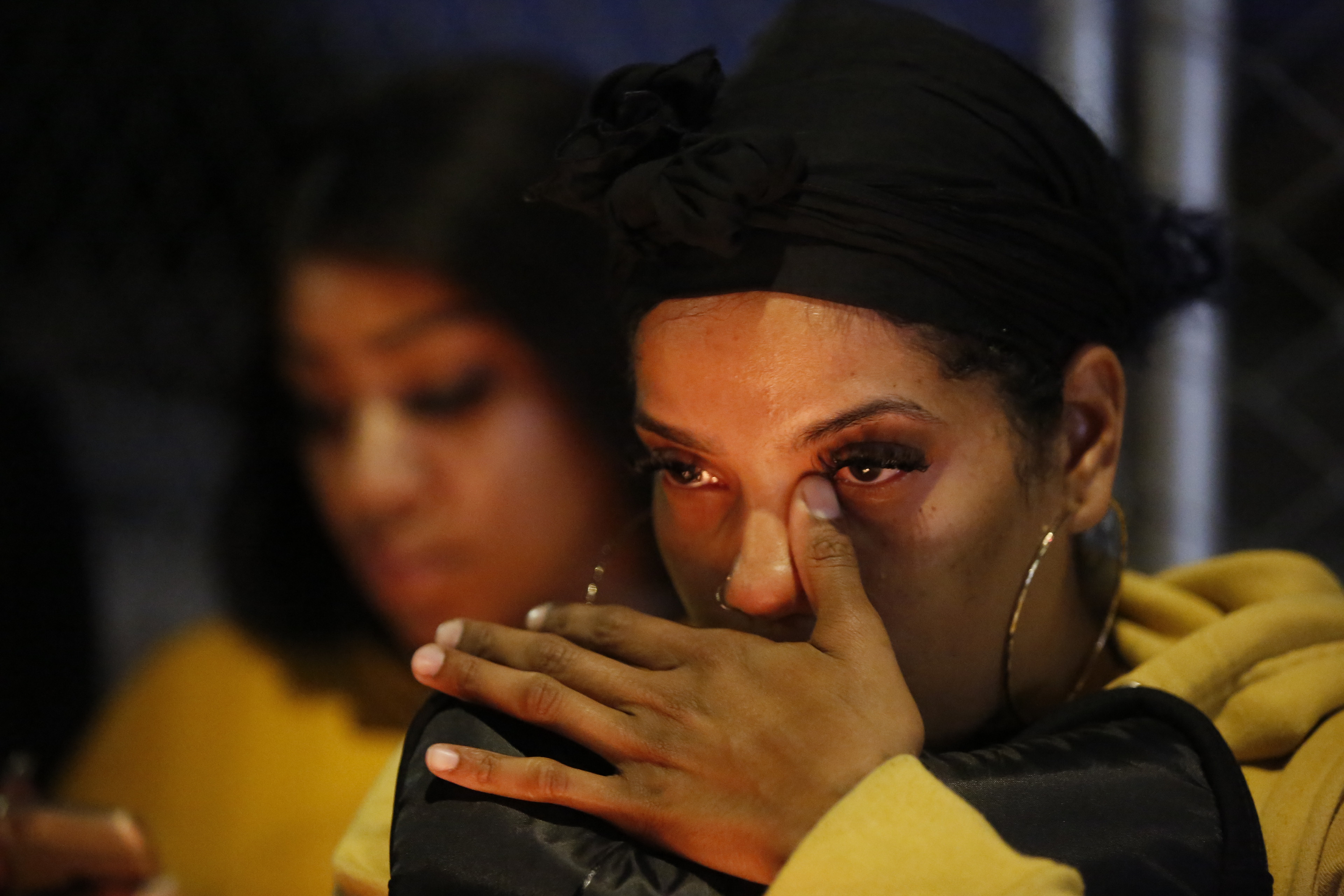 (AP/Damian Dovarganes)