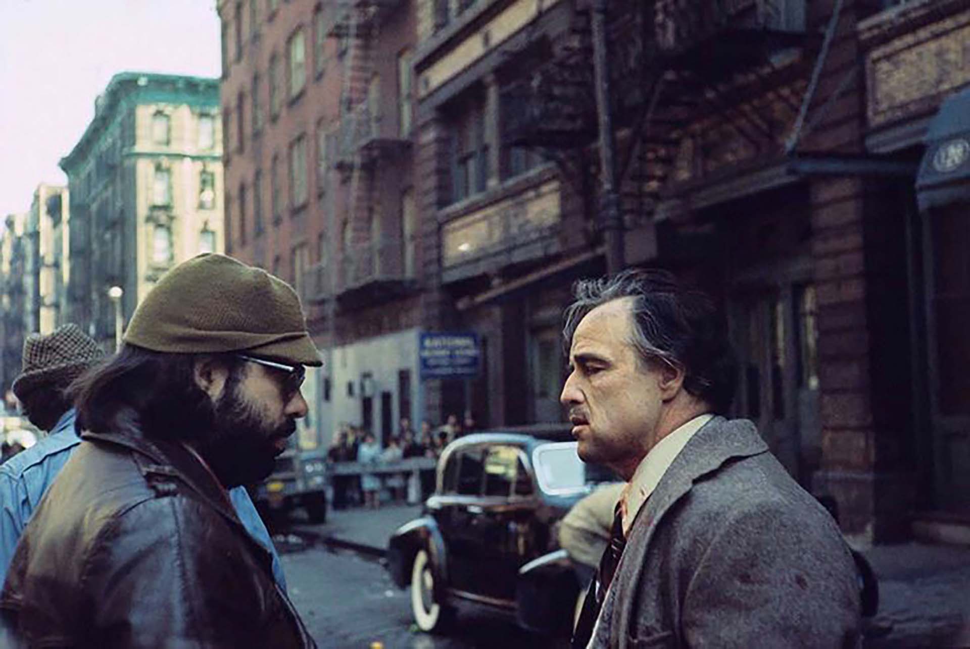 Marlon Brando consiguió el rol gracias al cineasta. En el estudio Paramount querían que Vito Corleone sea Laurence Olivier, pero Coppola convenció a todos para que él sea el protagonista de la película