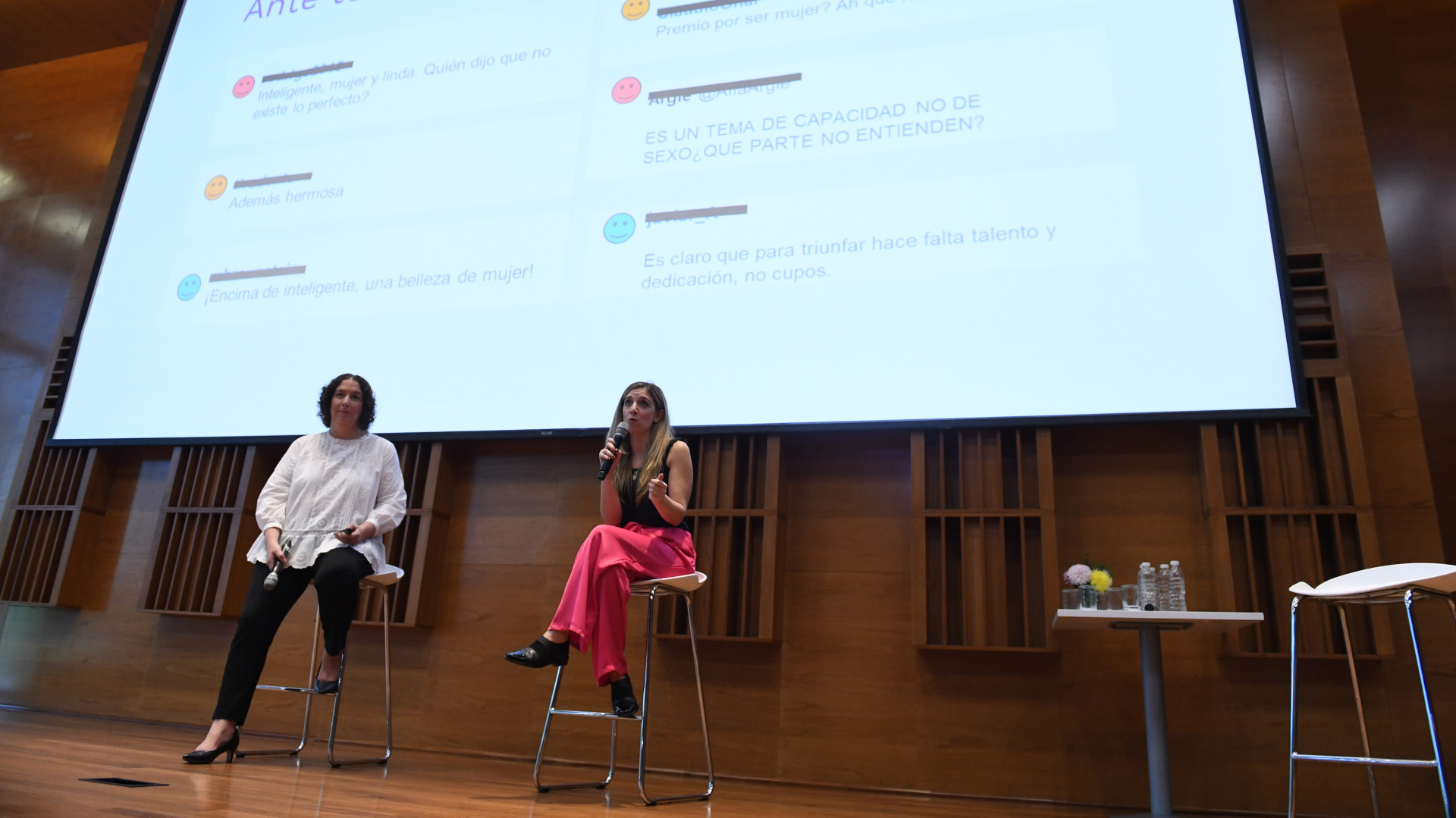 María Guillermina D’Onofrio, coordinadora en la Subsecretaría de Evaluación Institucional y Victoria Tignino, consultora especializada en evaluación y análisis de información del Ministerio de Educación, Cultura, Ciencia y Tecnología