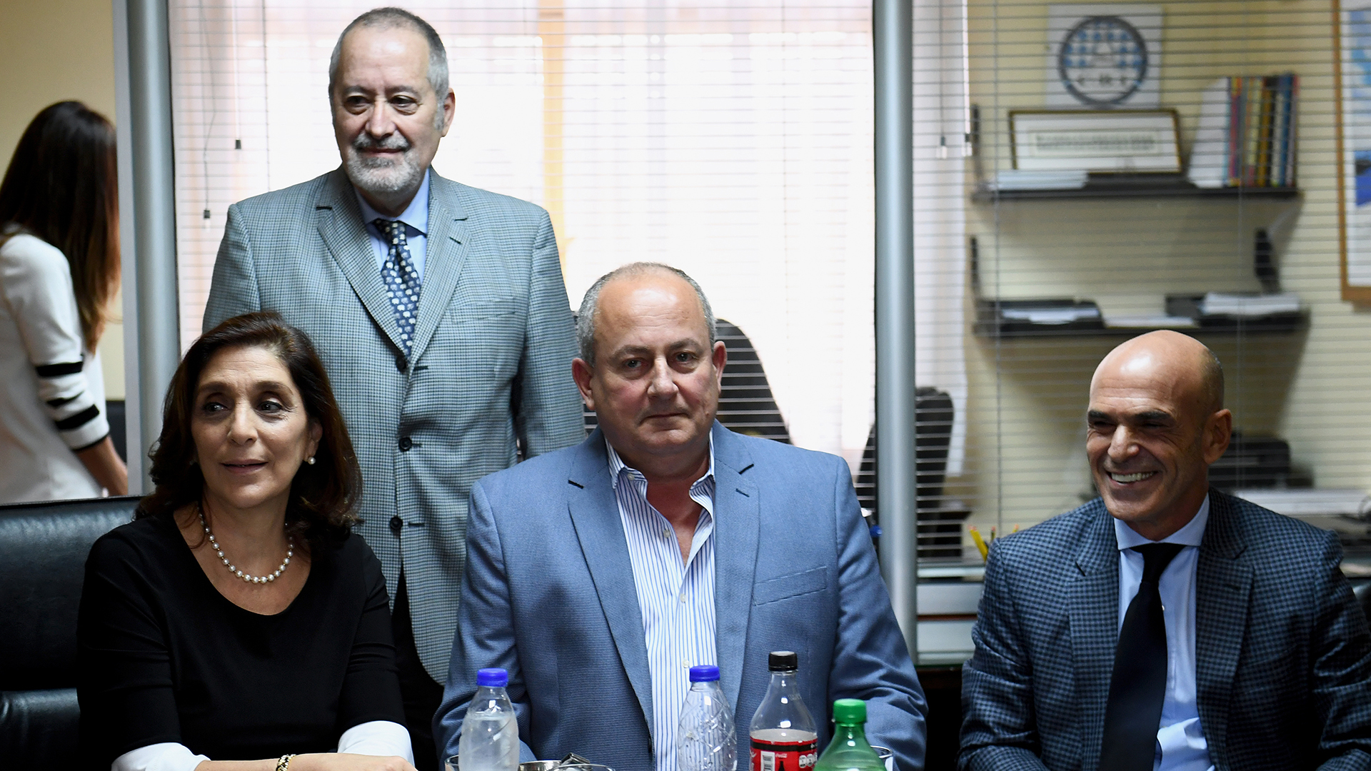 Silvia Majdalani, el senador Juan Carlos Marino y Gustavo Arribas (foto NA)