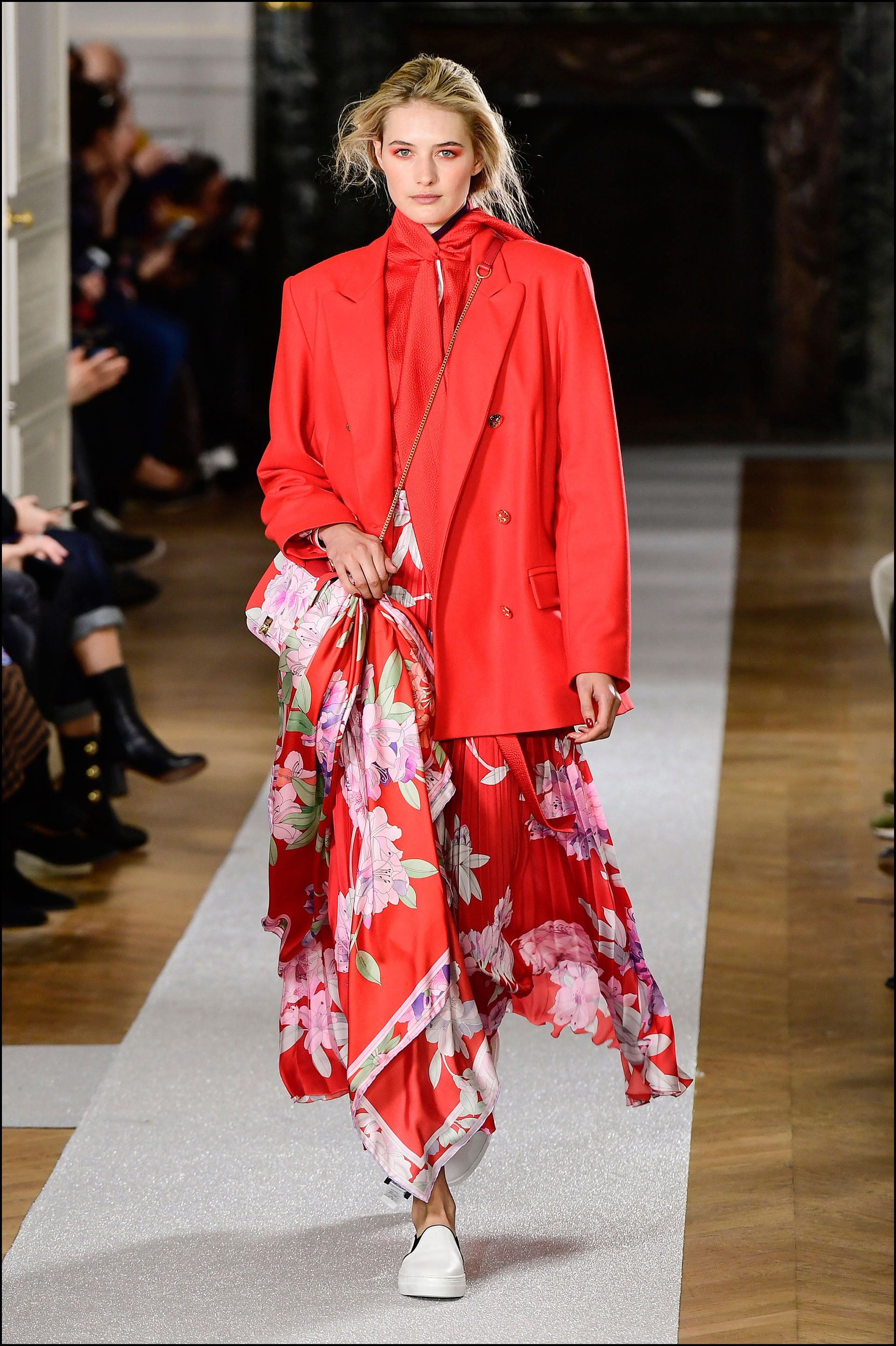 Semana de la moda de París, desfile de Leonard.