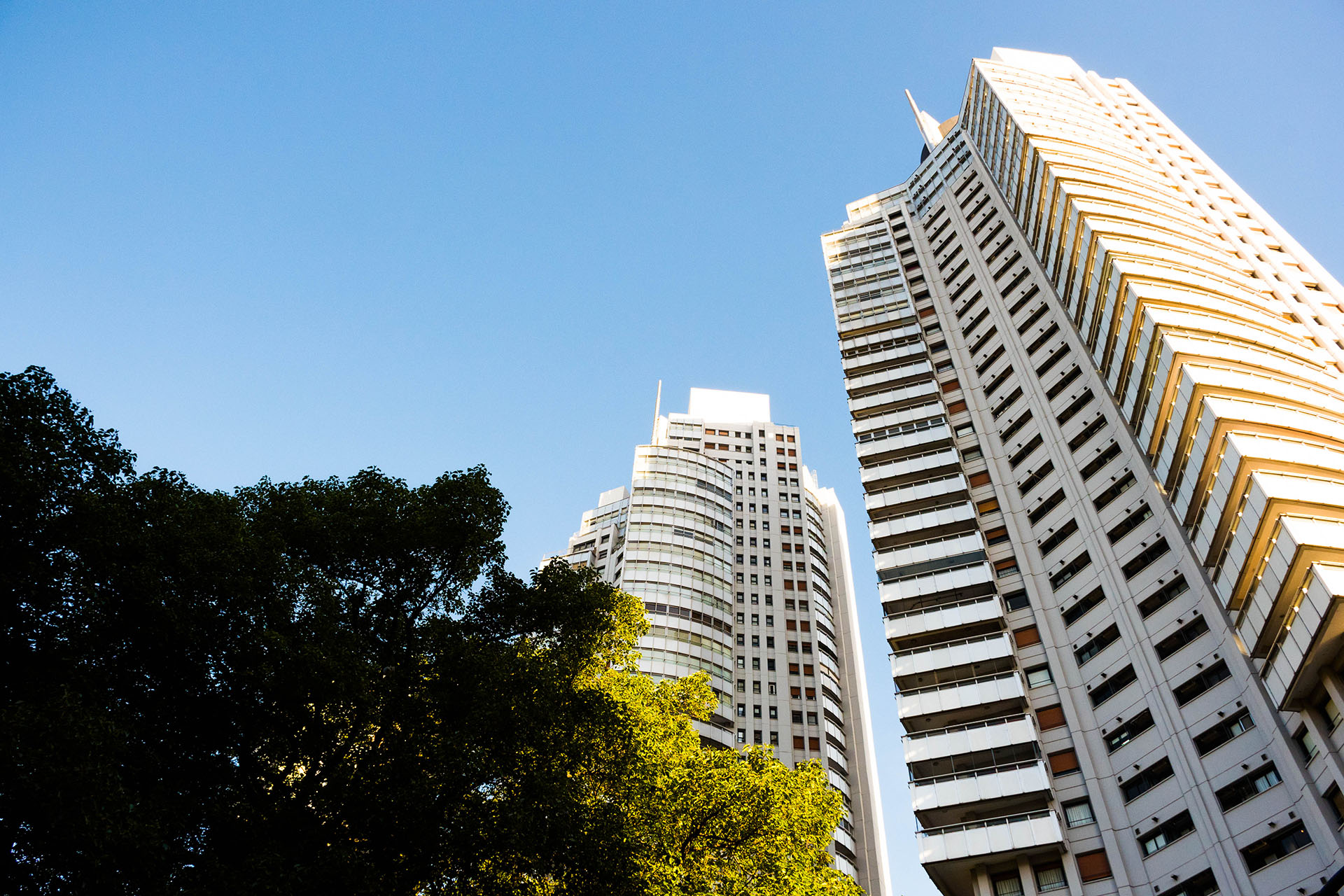 Las torres le dan otra identidad a Palermo, en la zona de la Avenida del Libertador