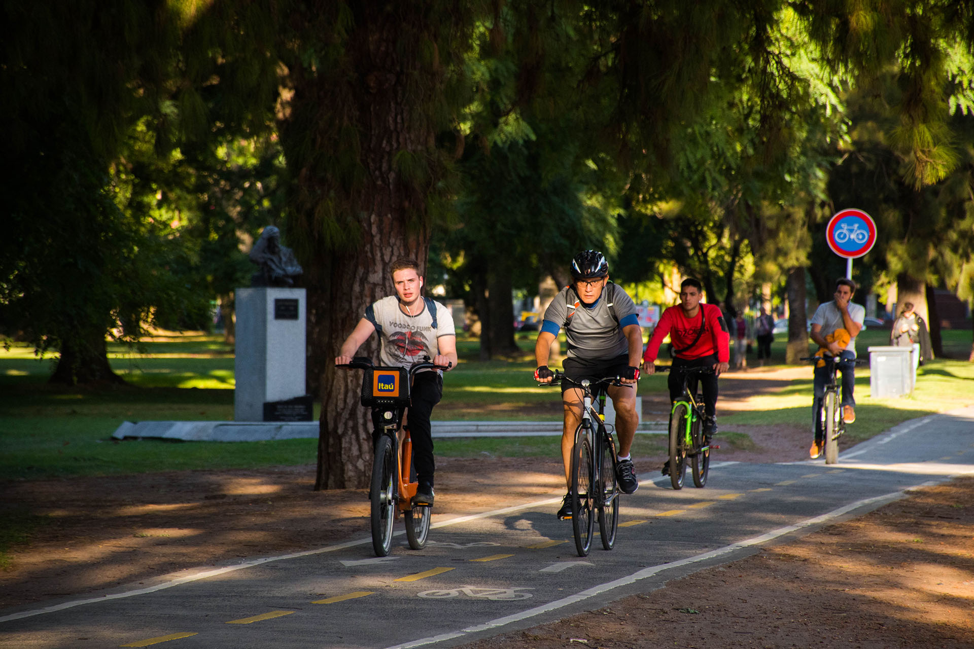 Las bicicletas también son un clásico de Palermo